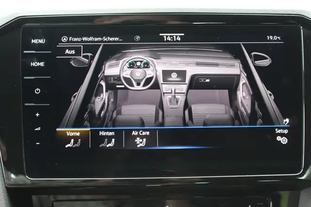 Volkswagen Passat view 20