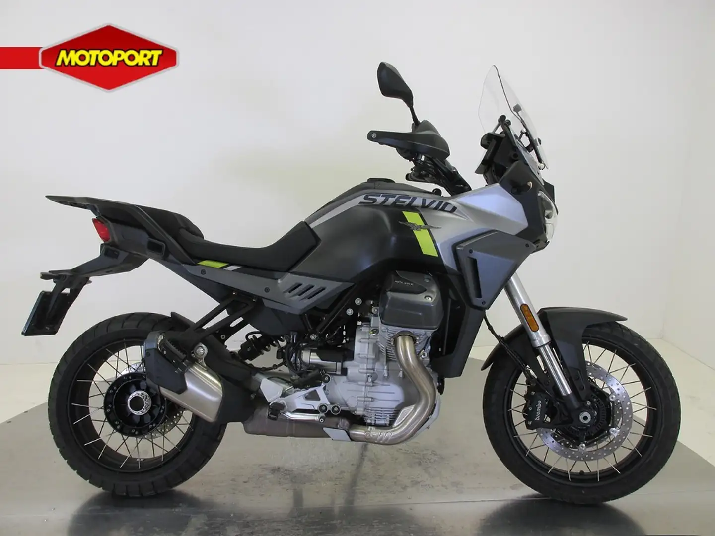 Moto Guzzi Stelvio PFF Zwart - 1