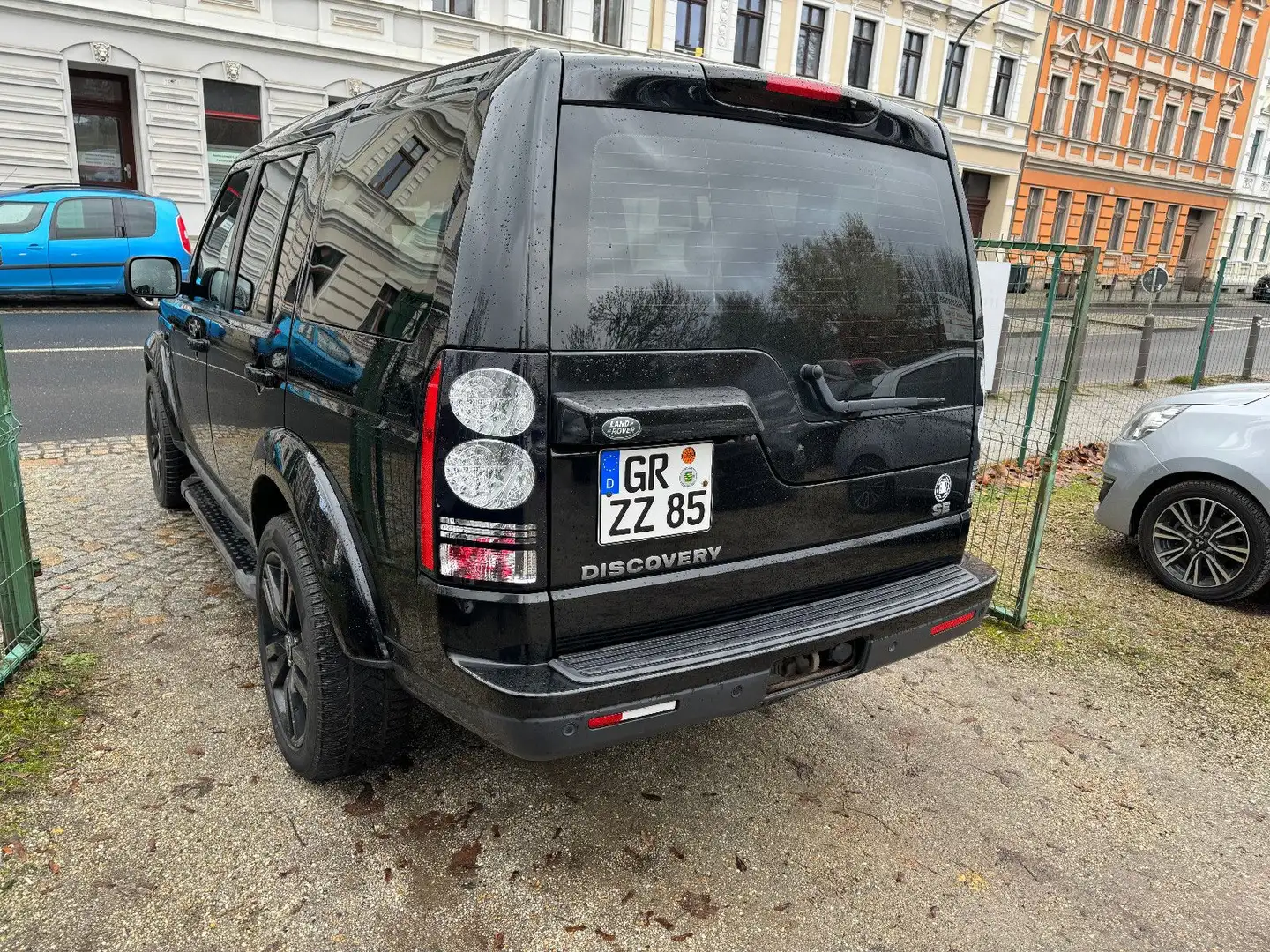 Land Rover Discovery 4 TDV6 SE Black Edition Schwarz - 2