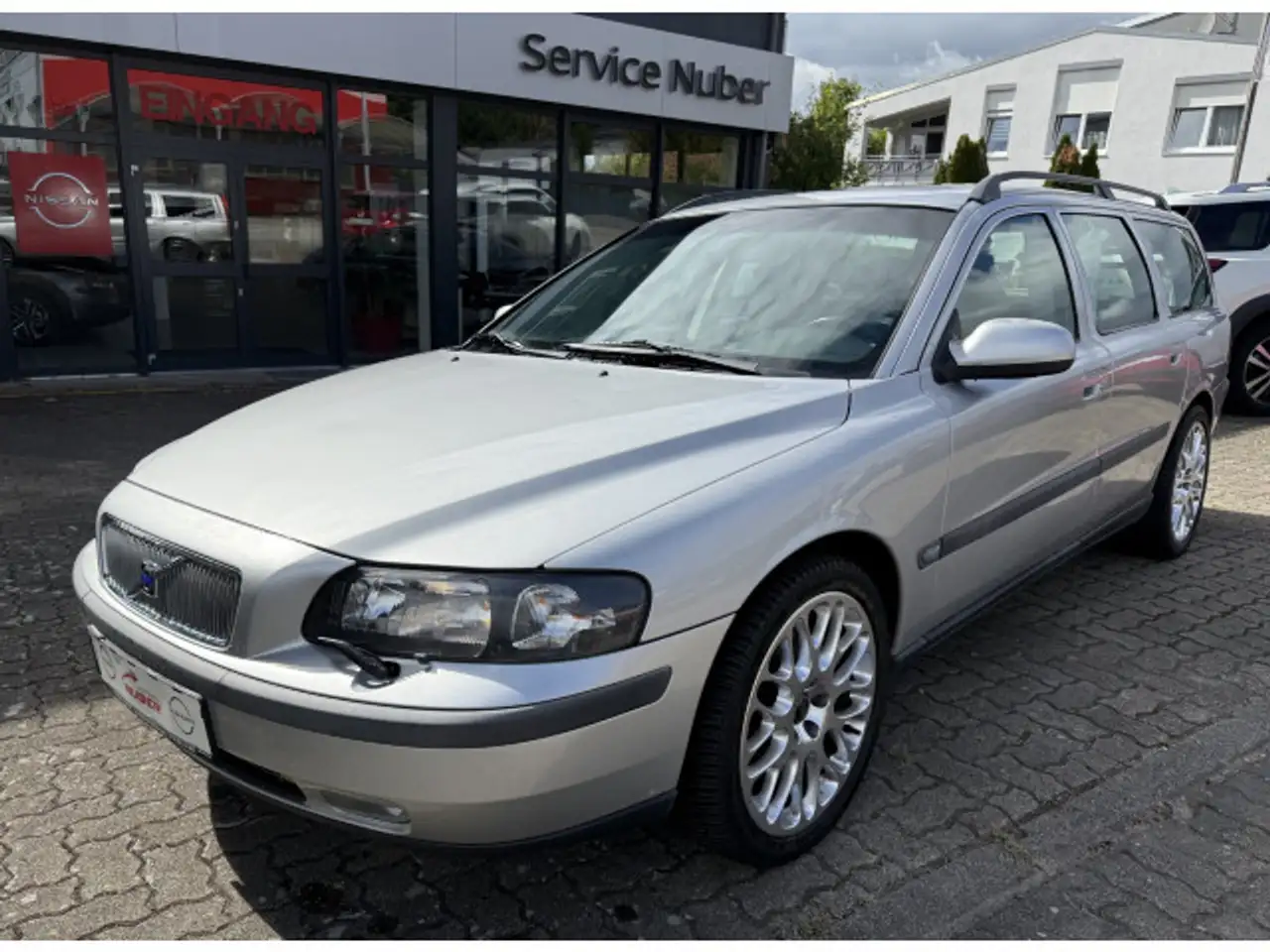 Volvo V70 Kombi T5 (P26) 2,3l Premium AT SUPER ZUSTAND, foto 2