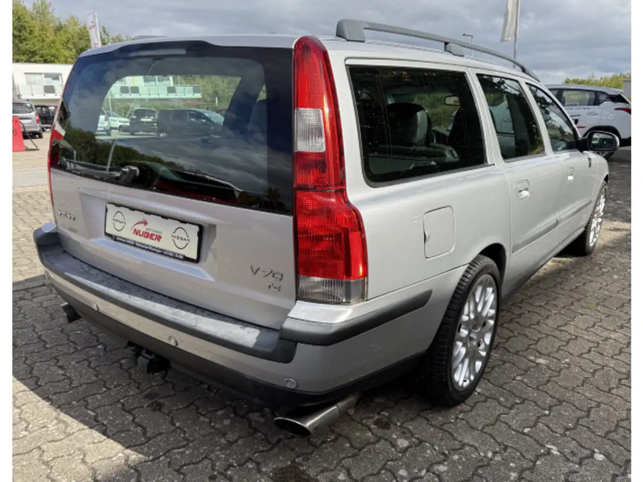 Volvo V70 Kombi T5 (P26) 2,3l Premium AT SUPER ZUSTAND, foto 6