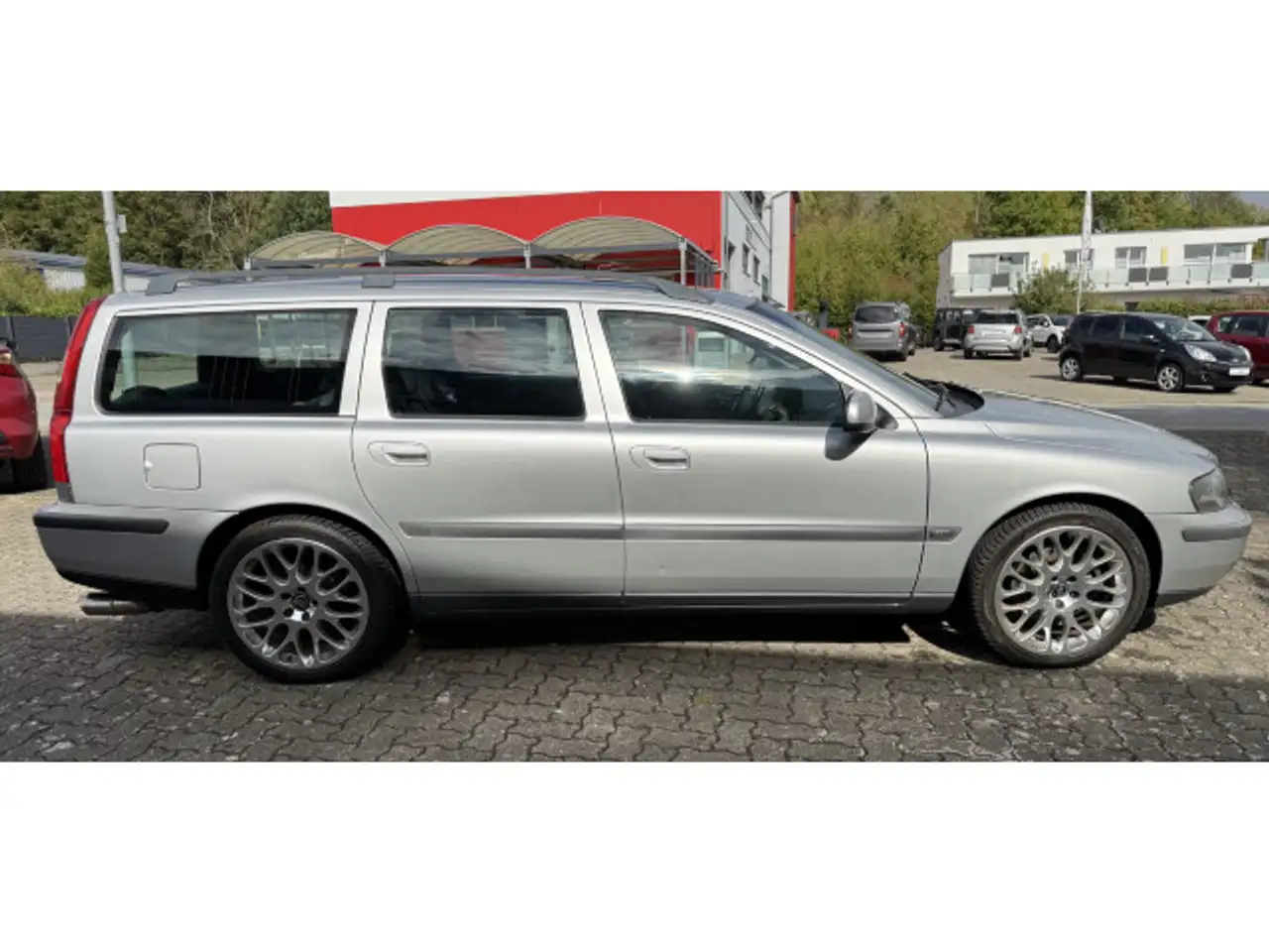 Volvo V70 Kombi T5 (P26) 2,3l Premium AT SUPER ZUSTAND, foto 5