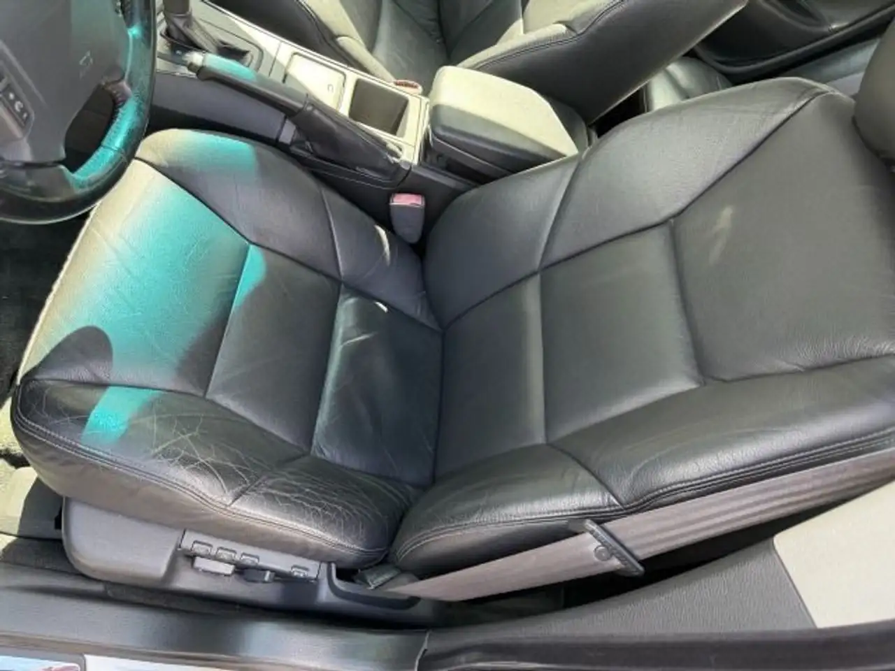 Volvo V70 Kombi T5 (P26) 2,3l Premium AT SUPER ZUSTAND, foto 12
