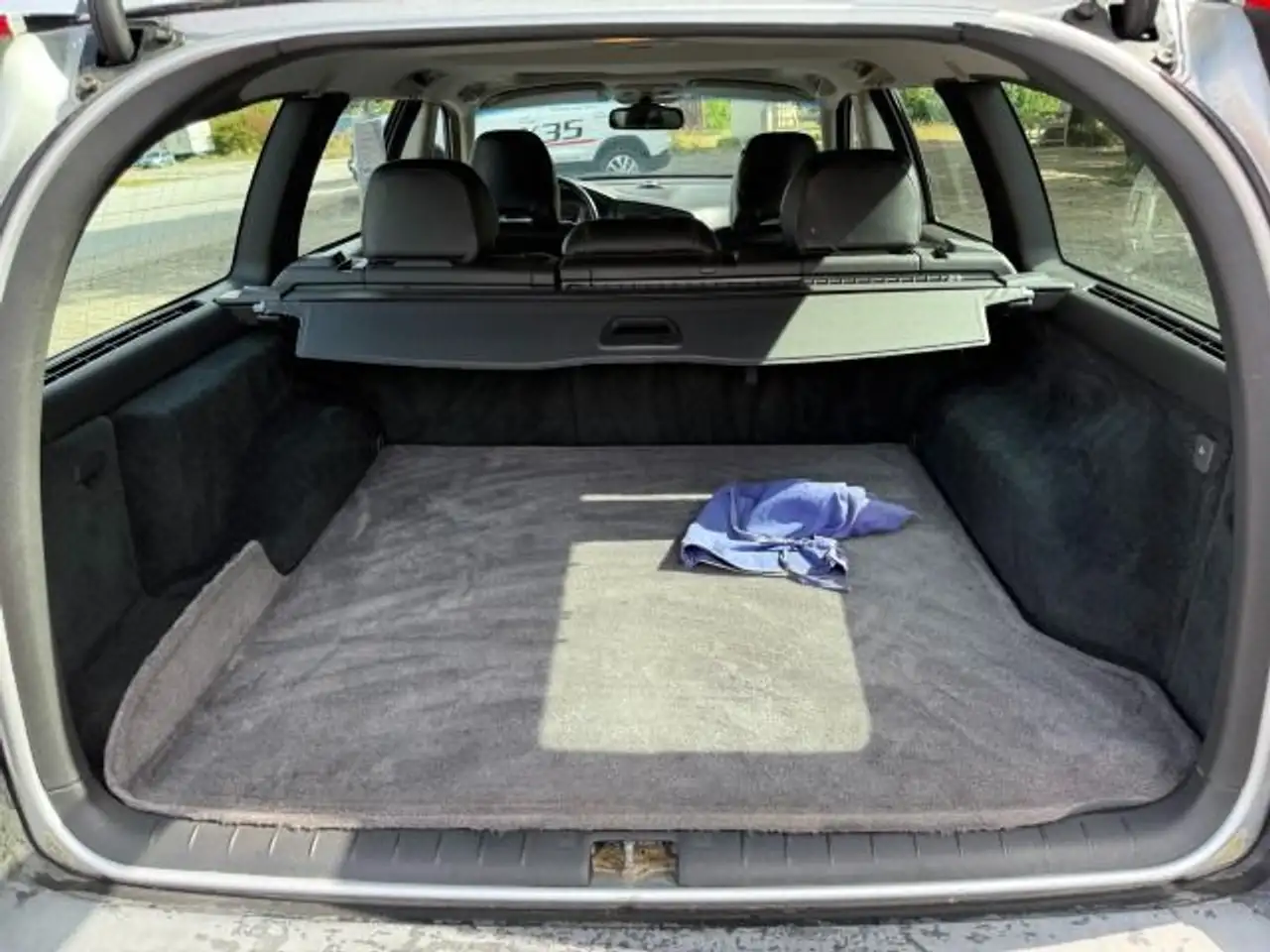Volvo V70 Kombi T5 (P26) 2,3l Premium AT SUPER ZUSTAND, foto 8