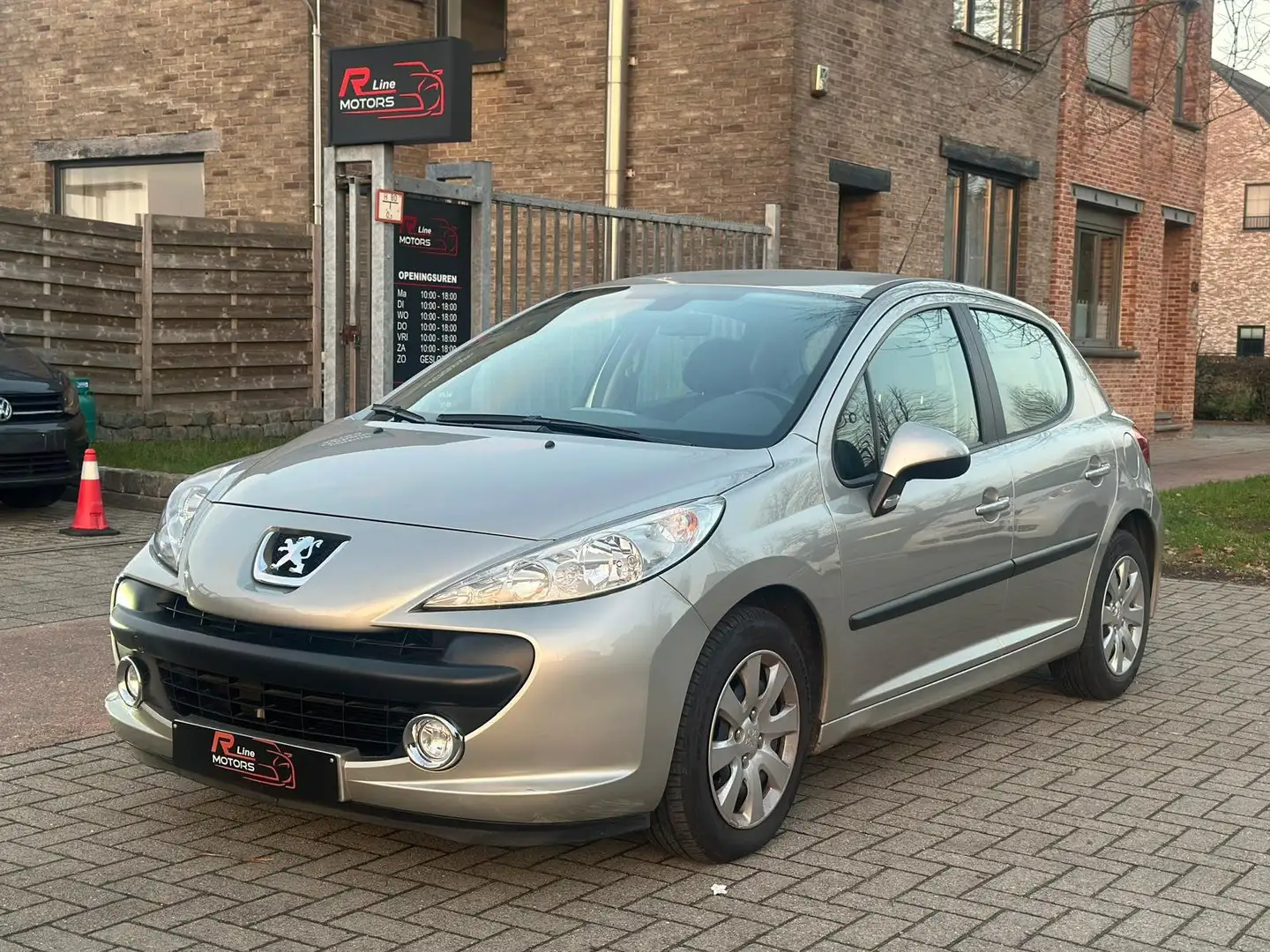 Peugeot 207 1.6 benzine - 44.260km - Airco - Automaat Grau - 1