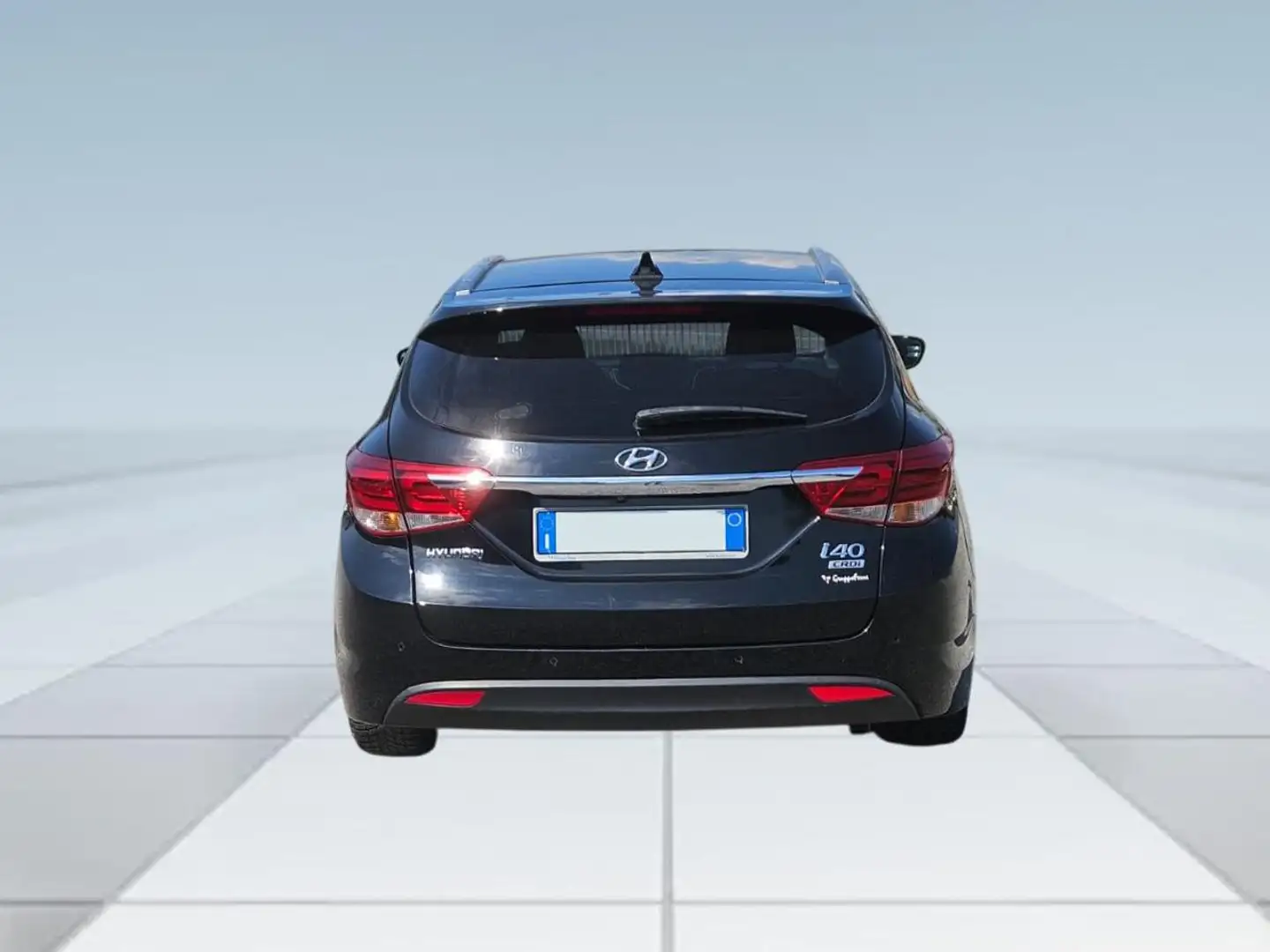 Hyundai i40 Wagon 1.7 CRDi 141 CV Business Zwart - 2