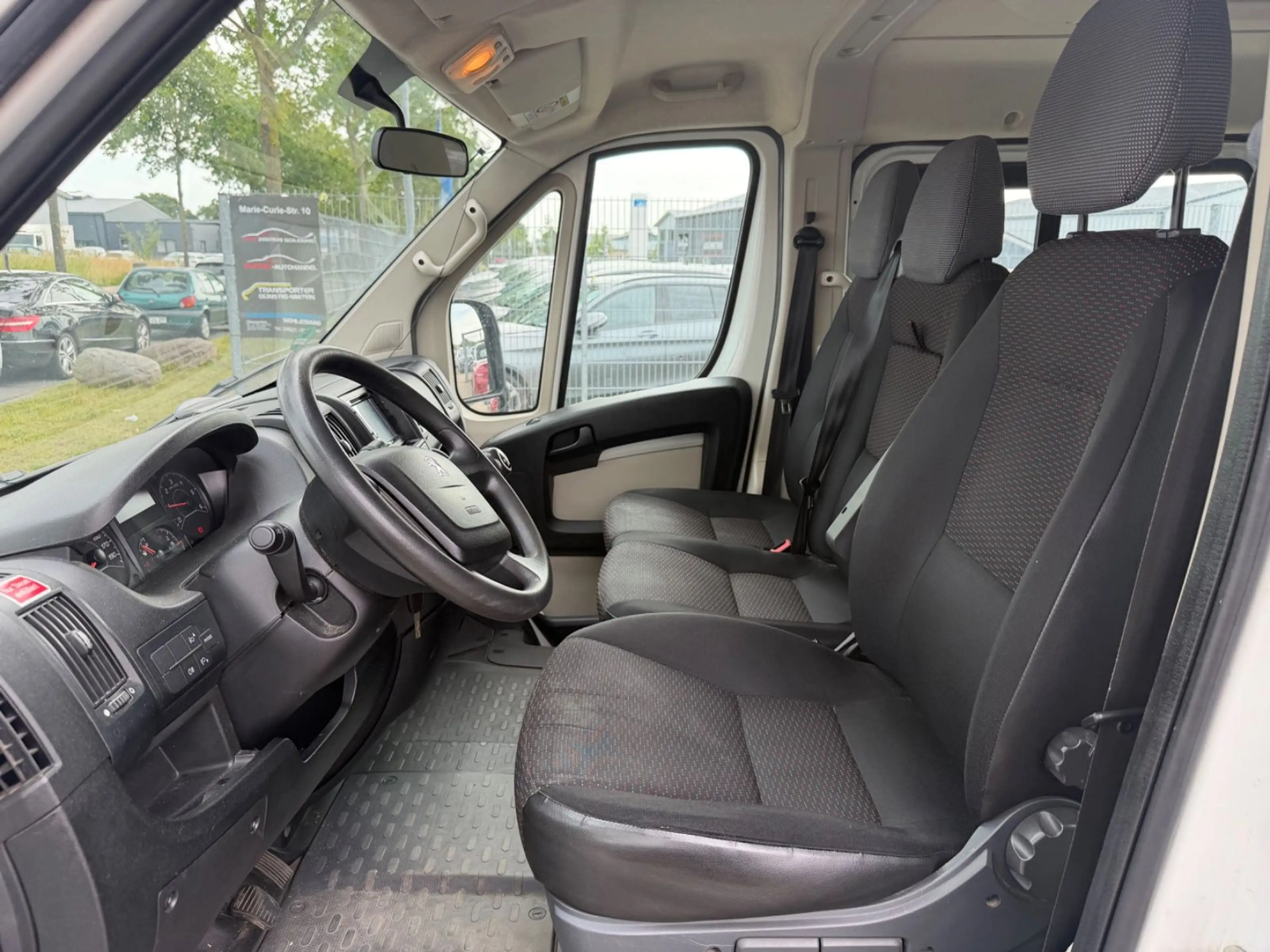 Peugeot Boxer 330 L1H1 Active Blue-HDi 110 Kamera 9-Sitz — photo 11