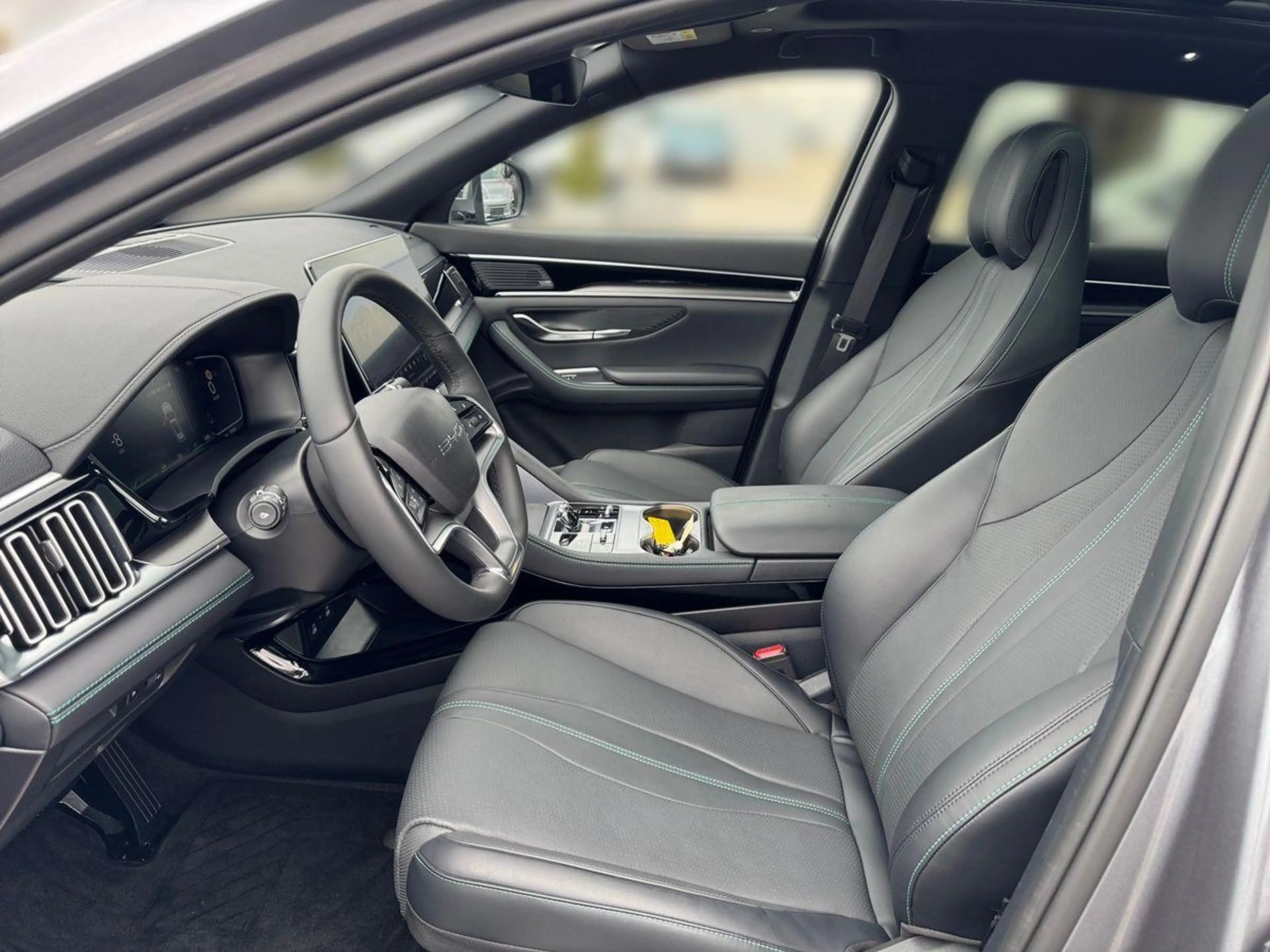 BYD Seal U DM-i 1.5 PHEV Boost Leder Pano Navi — photo 8