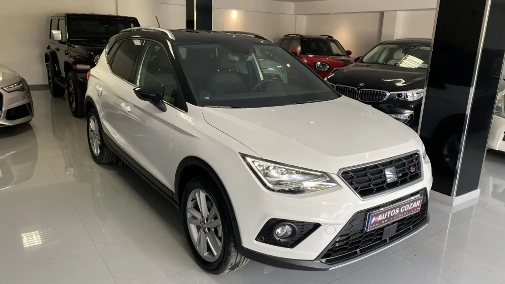 SEAT Arona 1.0 TGI S&S Reference 90 Blanco - 1