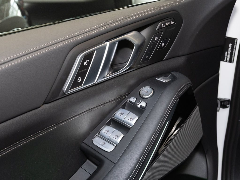 BMW X7 xDrive40i M Sport HUD PANO ACC AHK RFK NAVI — photo 5