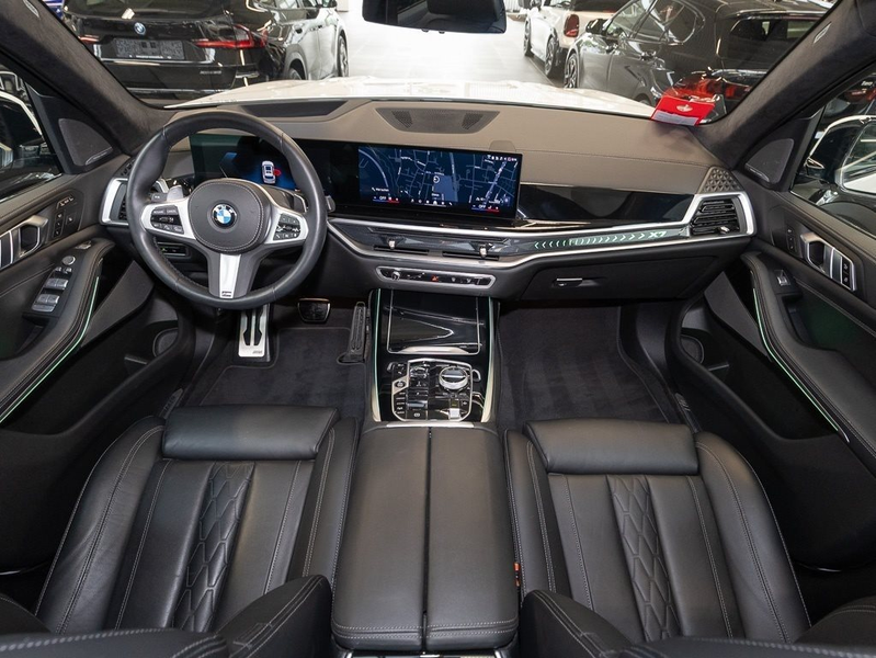 BMW X7 xDrive40i M Sport HUD PANO ACC AHK RFK NAVI — photo 10