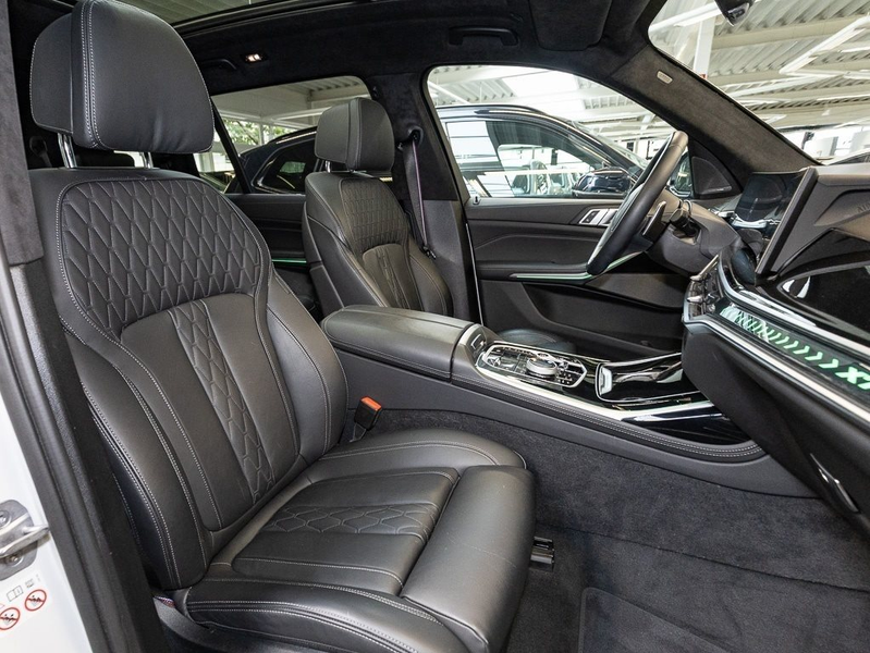 BMW X7 xDrive40i M Sport HUD PANO ACC AHK RFK NAVI — photo 11
