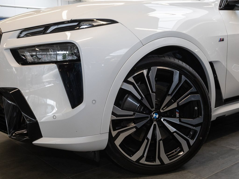 BMW X7 xDrive40i M Sport HUD PANO ACC AHK RFK NAVI — photo 3