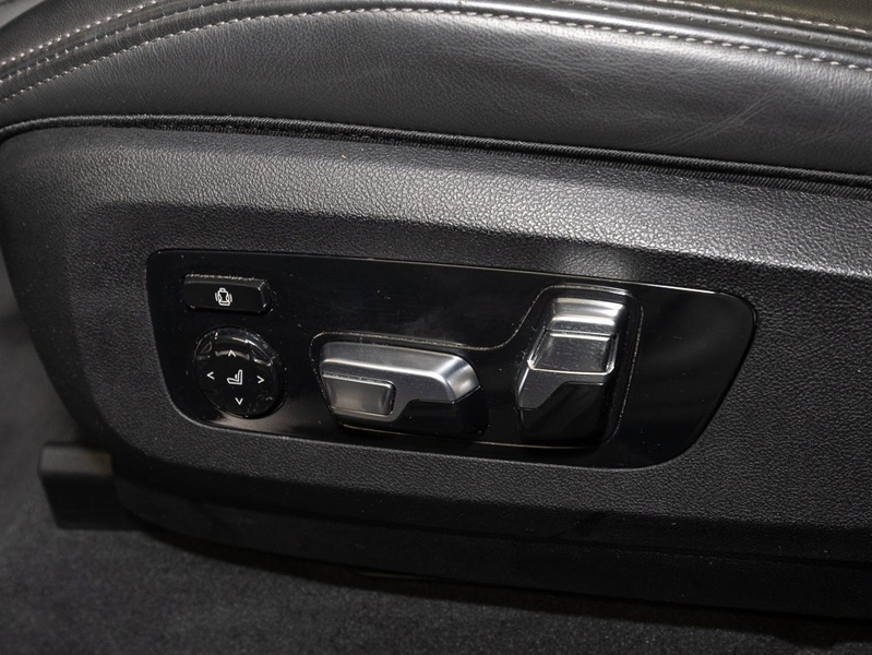BMW X7 xDrive40i M Sport HUD PANO ACC AHK RFK NAVI — photo 12