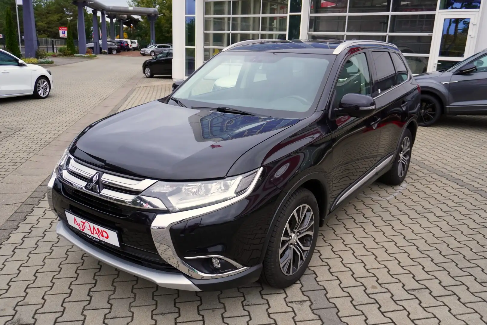 Mitsubishi Outlander 2.2 DI-D Edition 100+ 4WD 360° Kamera Noir - 2