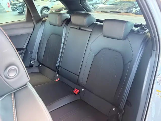 Cupra Leon view 15