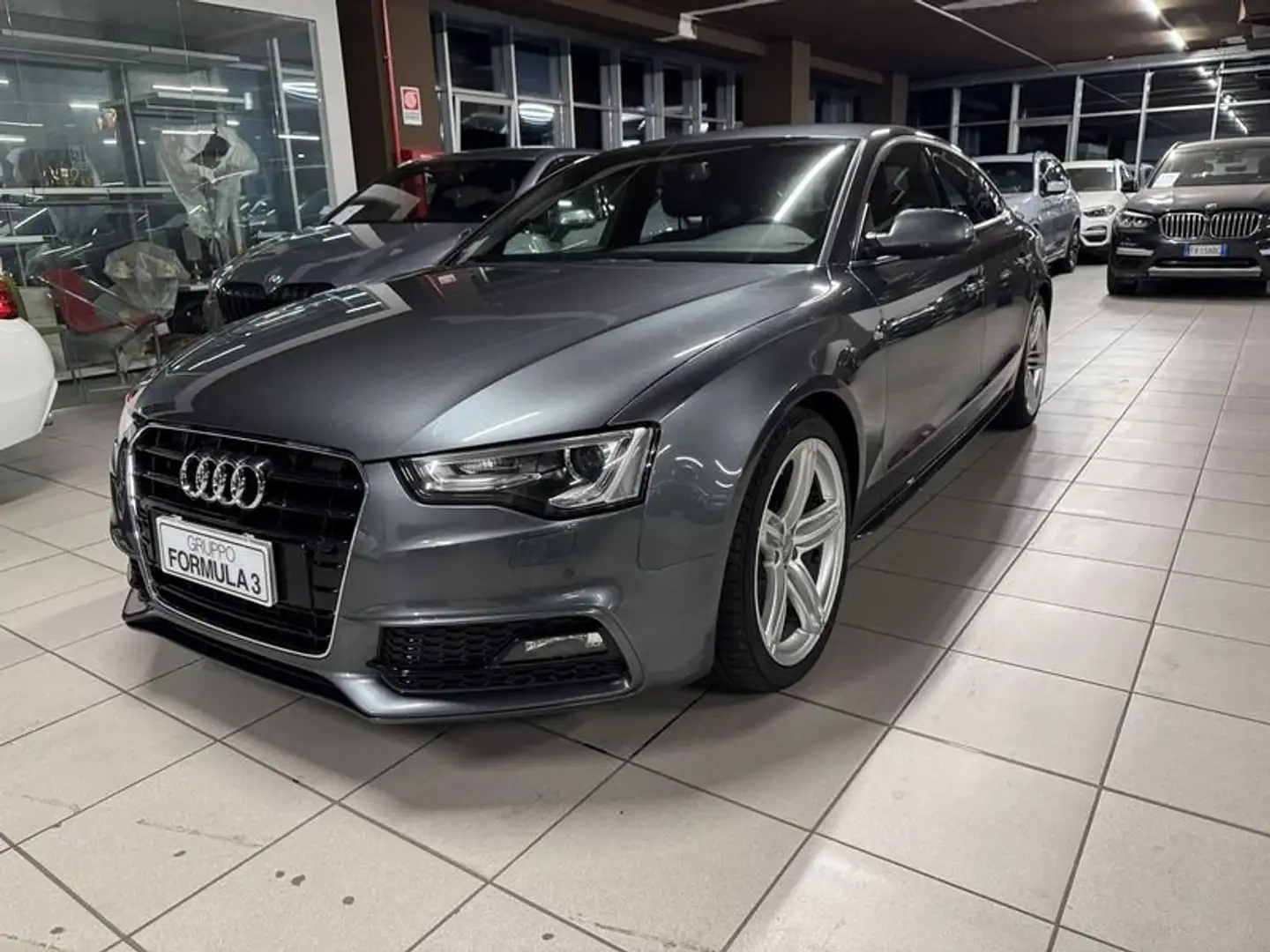 Audi A5 SPB 2.0 TDI 143 CV S Line Gris - 1