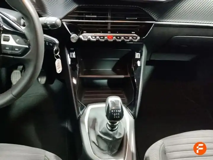 Peugeot 208 2024, foto 14