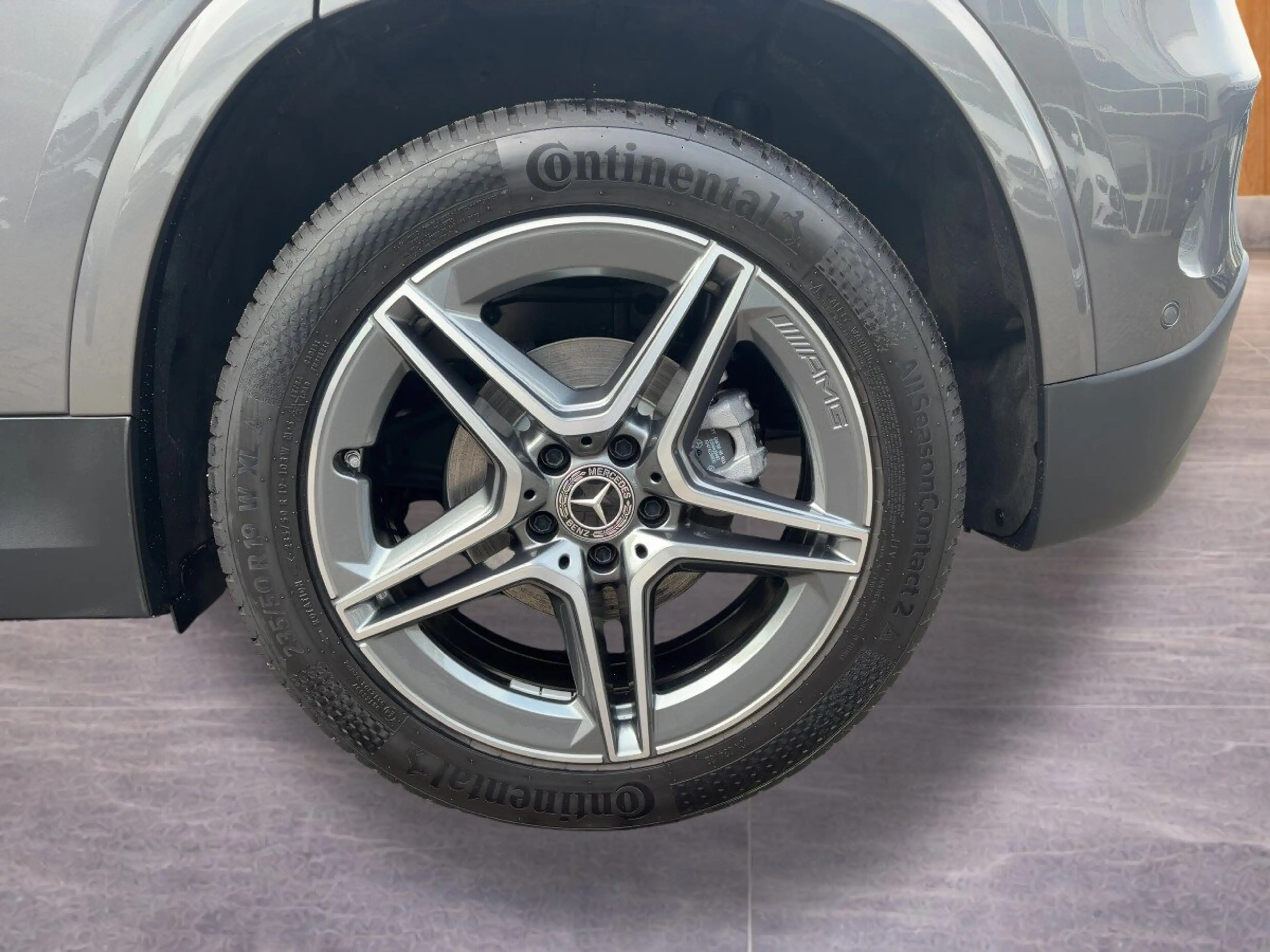 Mercedes-Benz GLA 180 GLA 180 AMG+PANORAMADACH+KEYGO+360+LED+TOTWINKEL — photo 11