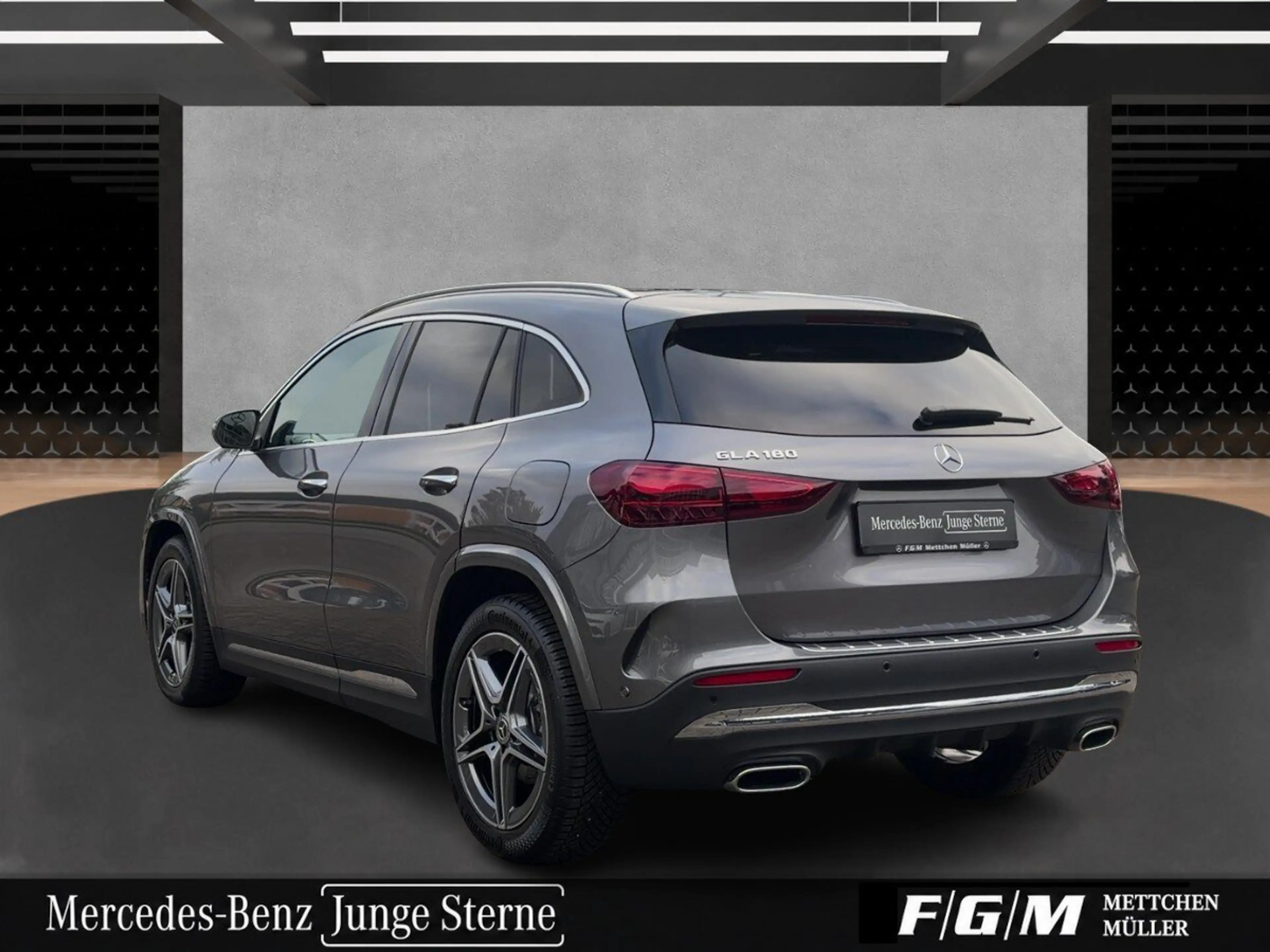 Mercedes-Benz GLA 180 GLA 180 AMG+PANORAMADACH+KEYGO+360+LED+TOTWINKEL — photo 2
