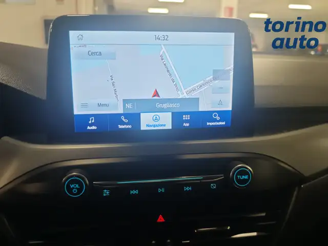 Ford Focus view 16
