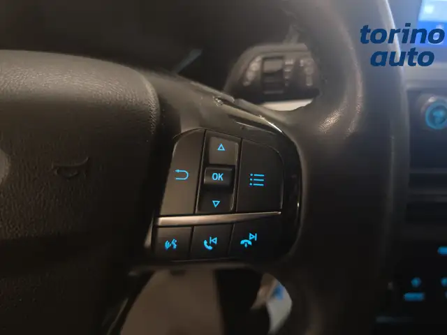 Ford Focus view 15