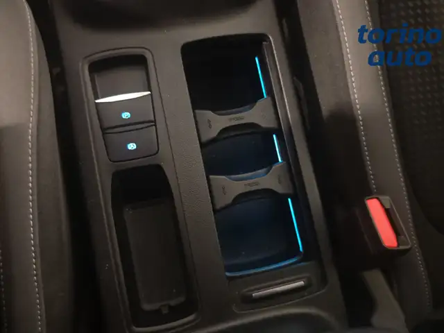 Ford Focus view 22