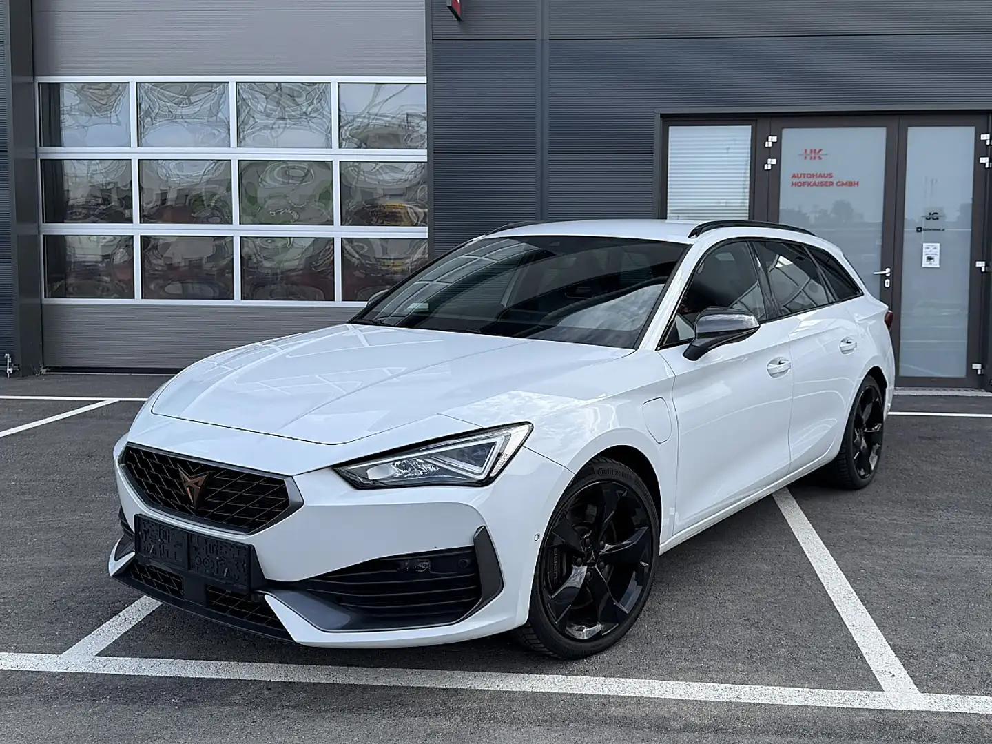 CUPRA Leon 1.4 e-HYBRID VZ *SPURASS *TOTWINKEL Weiß - 1