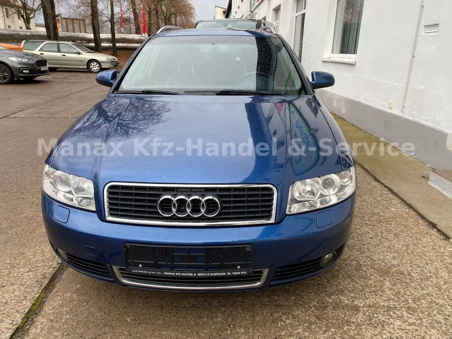 Audi A4 Avant 2.5 TDI Automatik BiXenon Sitzheizung Blau - 2