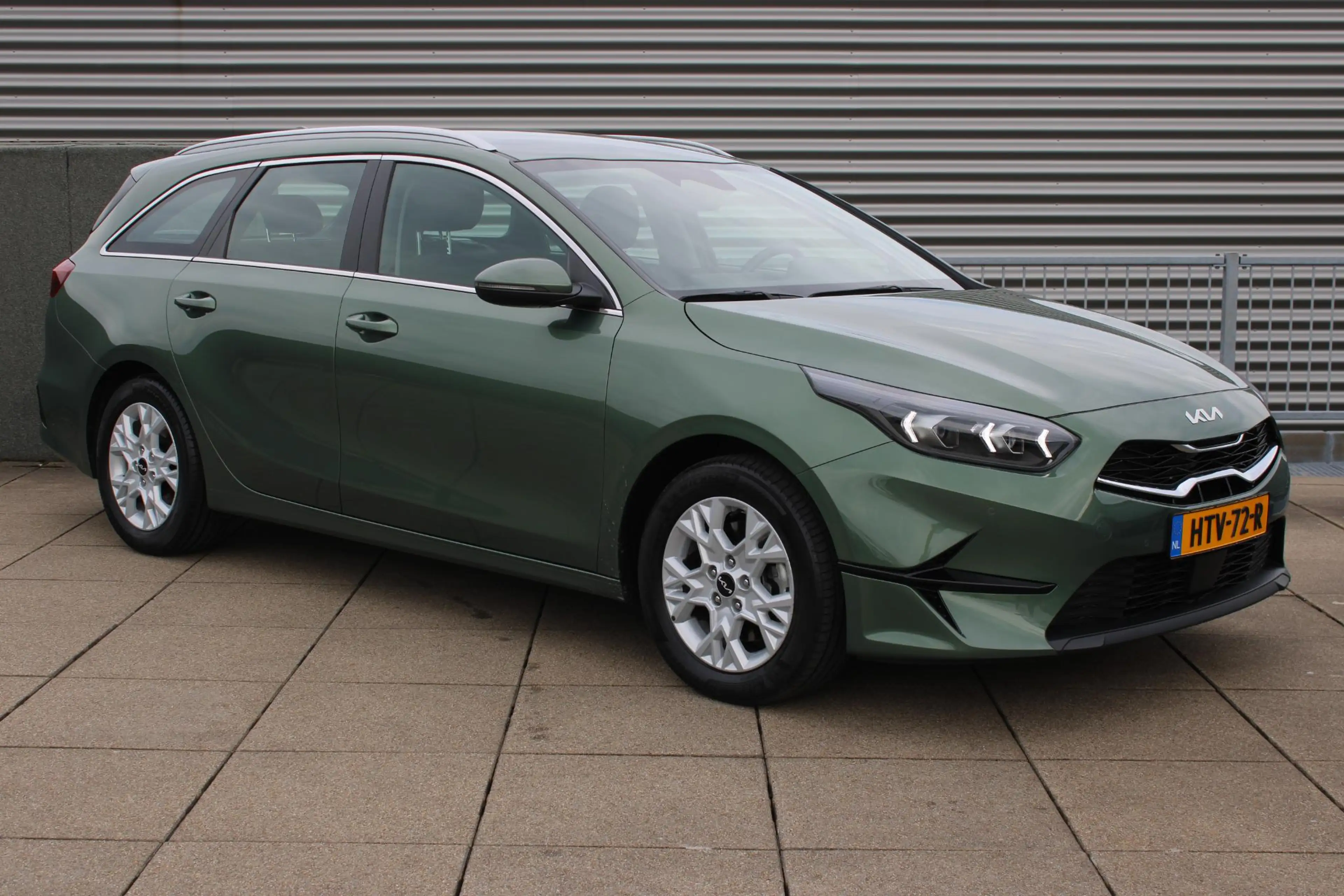 Kia Ceed SW / cee'd SW Sportswagon 1.5 T-GDi DynamicLine Navigatie / Trek — photo 2