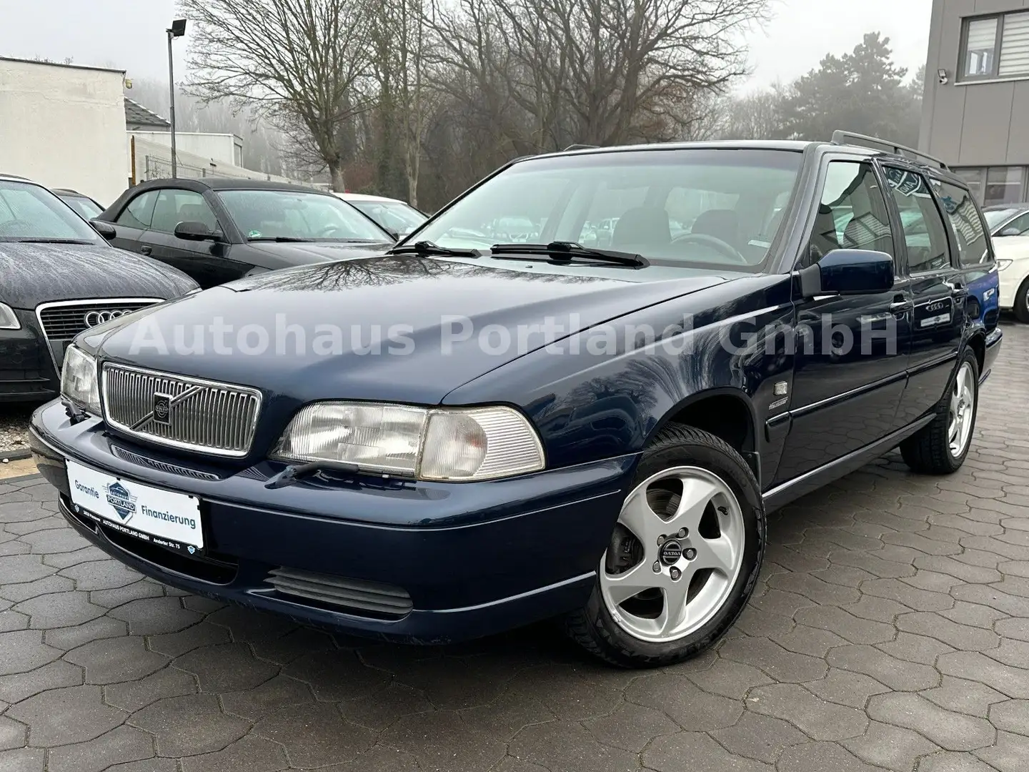 Volvo V70 I 2.4 5 Zylin., 149TKM, S-Heft, Klima Blu/Azzurro - 2