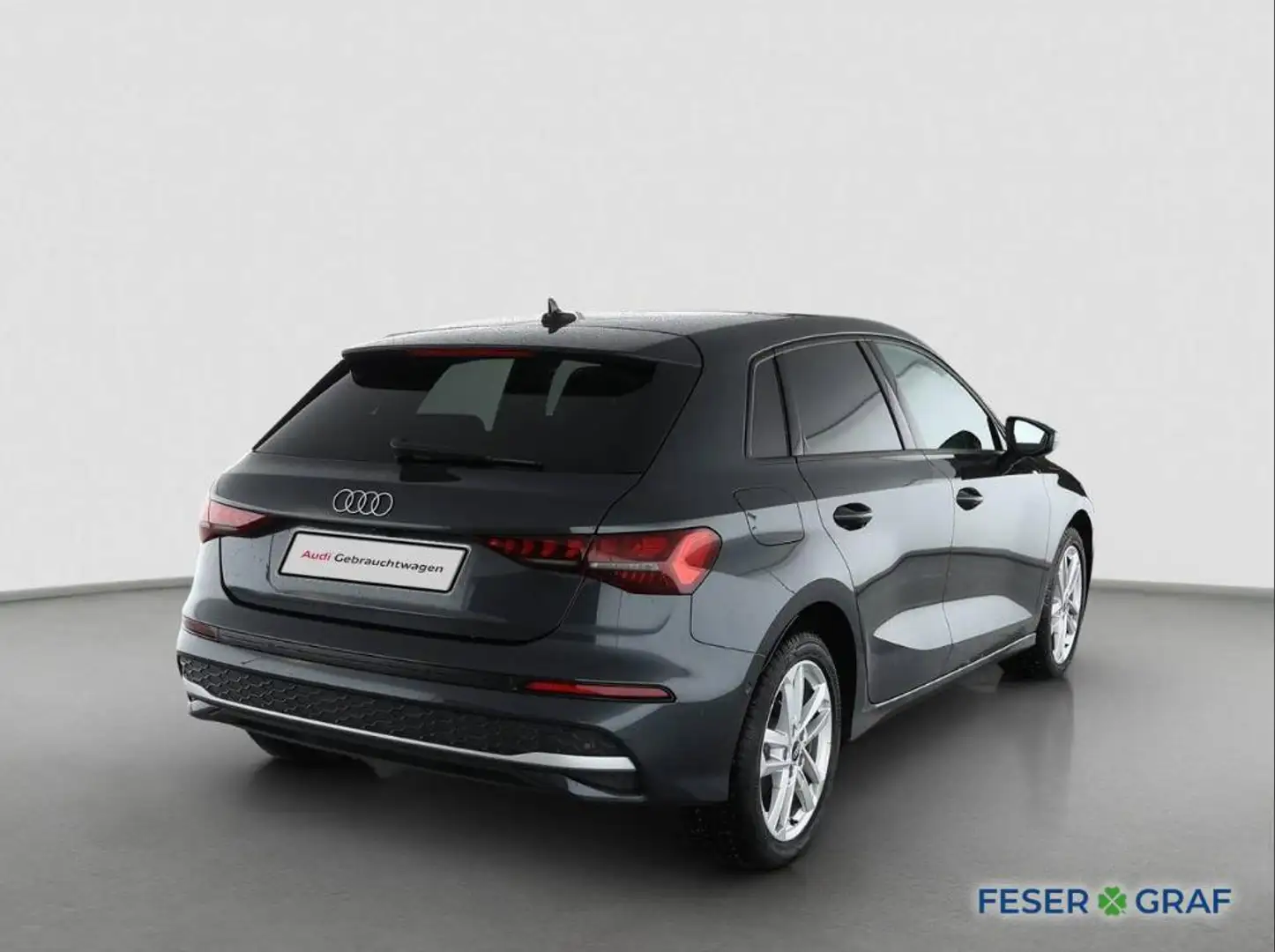 Audi A3 30 TFSI advanced AHK HuD LED Pano Grau - 2