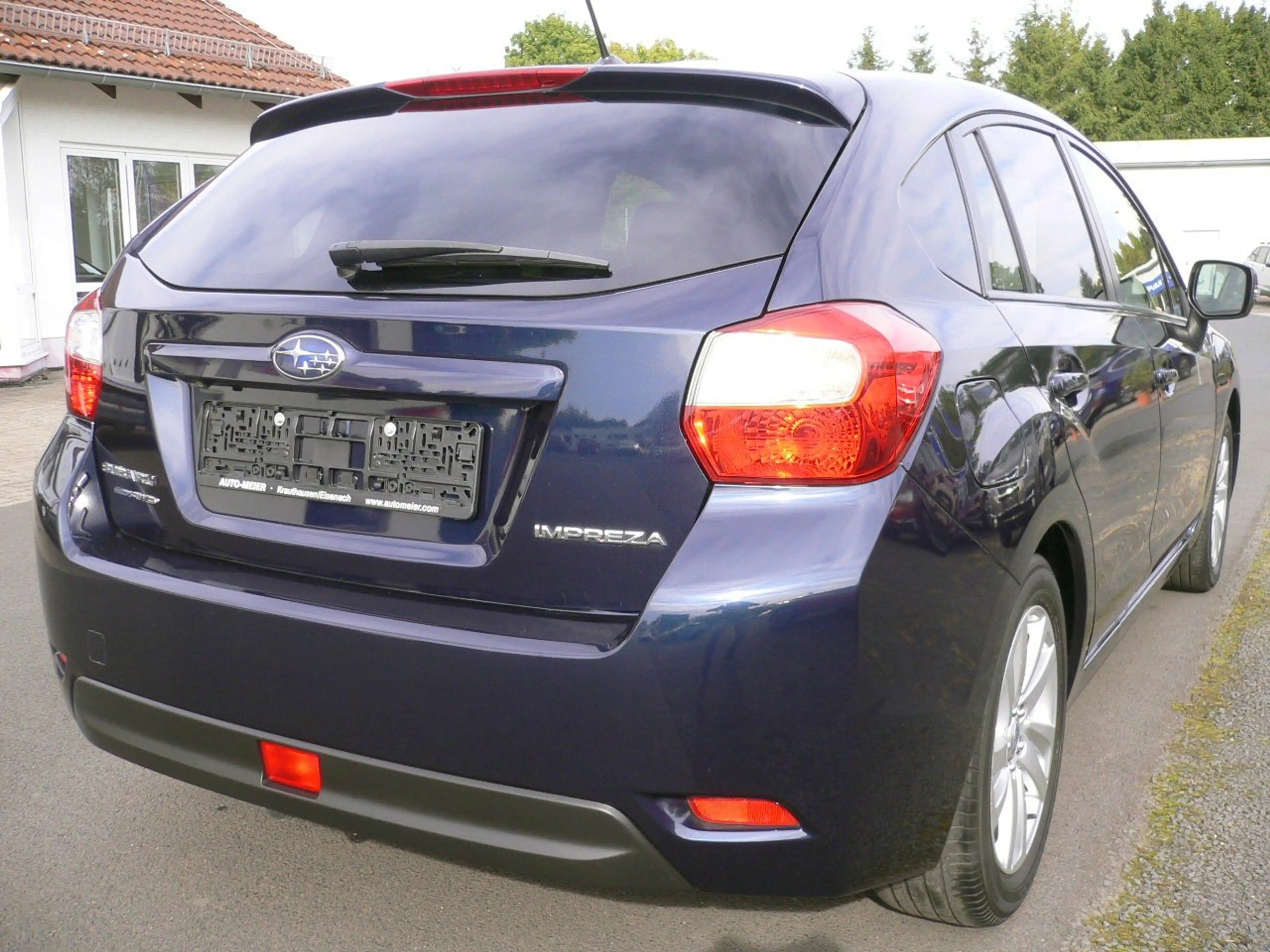 Subaru Impreza 2.0i Comfort Lineartronic mit Anhängerkupplung — photo 4