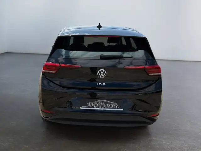 Volkswagen Id.3 view 5