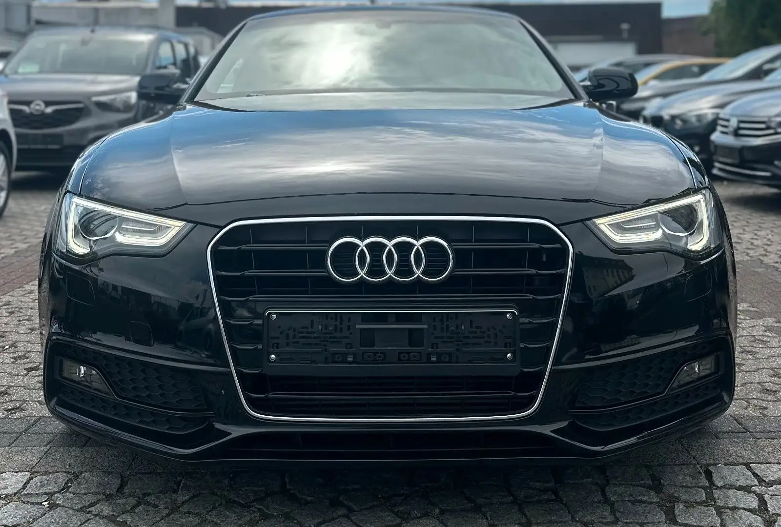 Audi A5 *SLINE*-NAVI-AUTOMA-LEDER-B&0-TEMPO-SHZ-PDC- Schwarz - 2