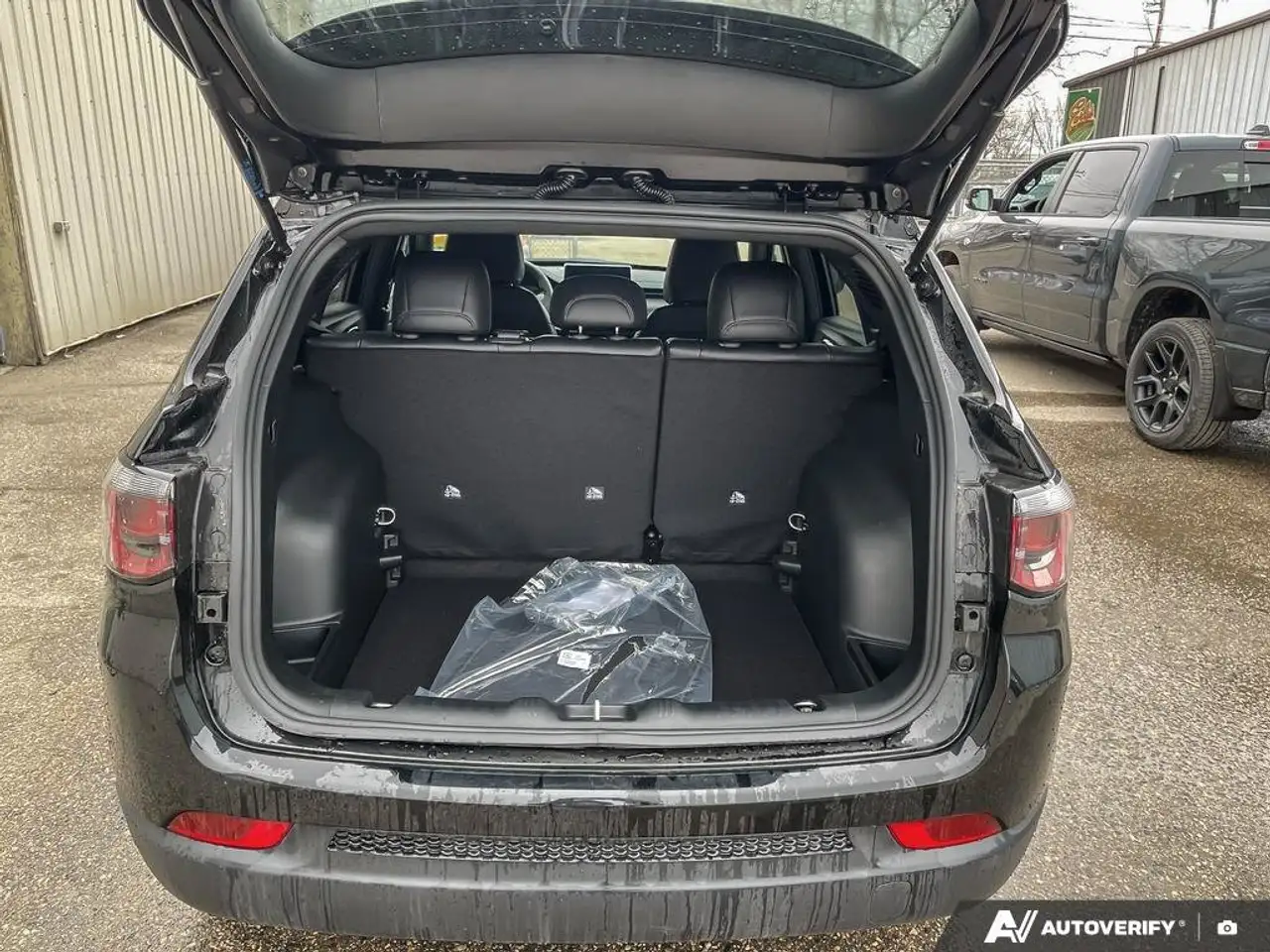 Jeep Compass снимка Jeep Compass