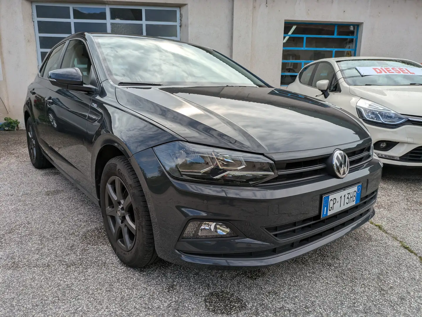 Volkswagen Polo Polo 5p 1.0 mpi Trendline 65cv Gris - 1