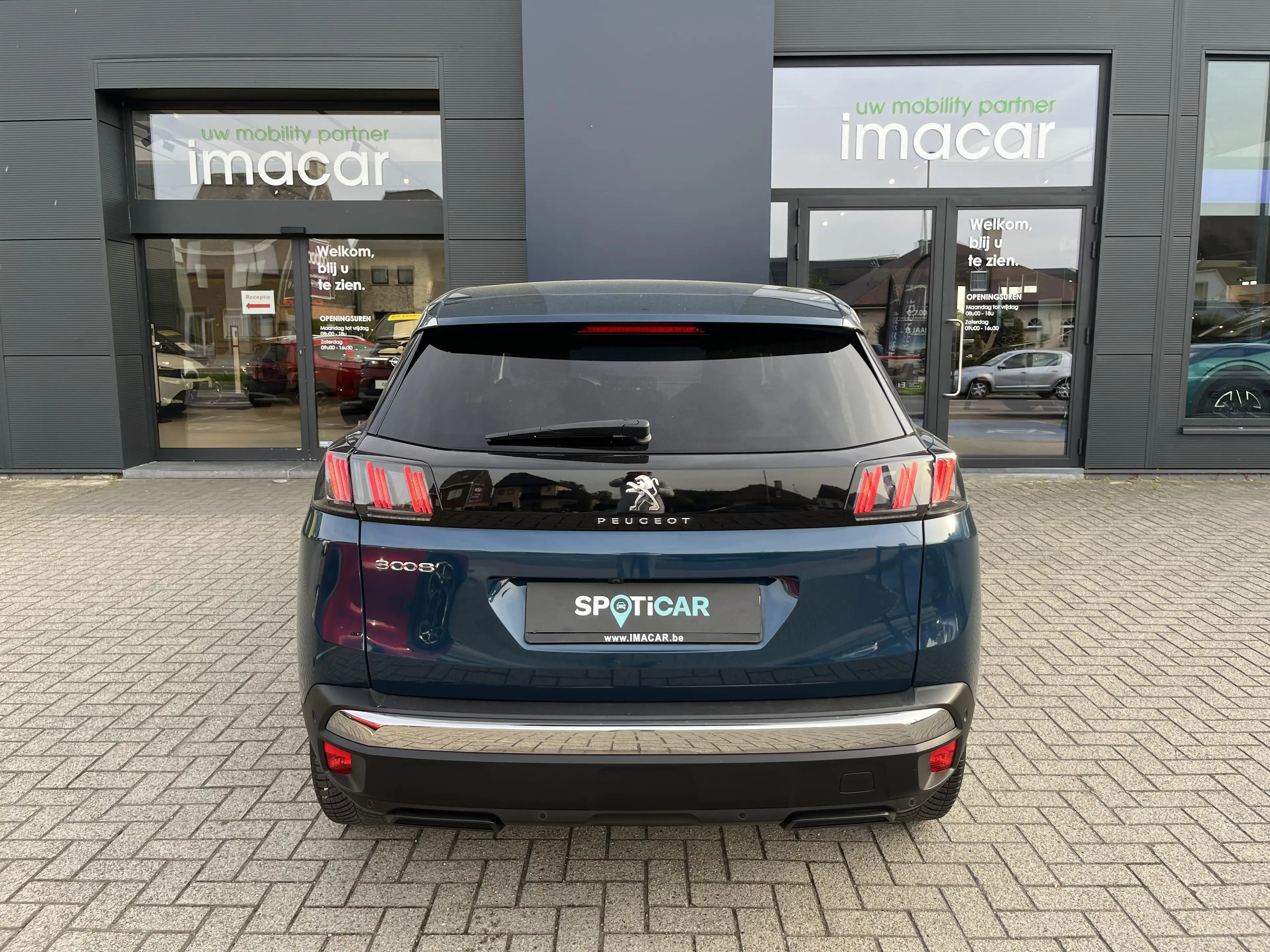 Peugeot 3008 1.2i S&S Allure EAT8 5d 96kW — photo 8