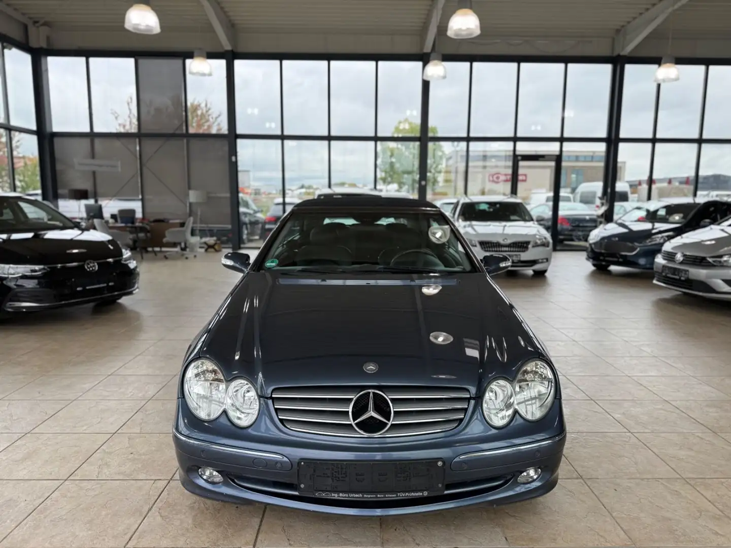 Mercedes-Benz CLK 320 CLK Cabrio  Elegance Blau - 2