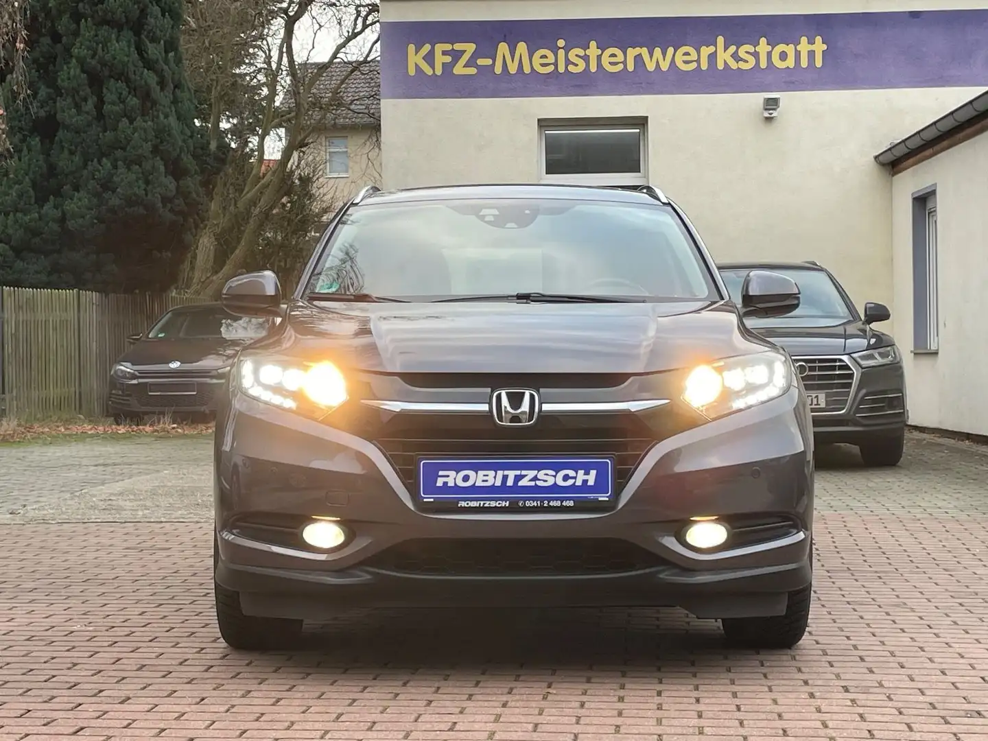 Honda HR-V Executive Panoramadach LED Nav WR Teilleder Grau - 2
