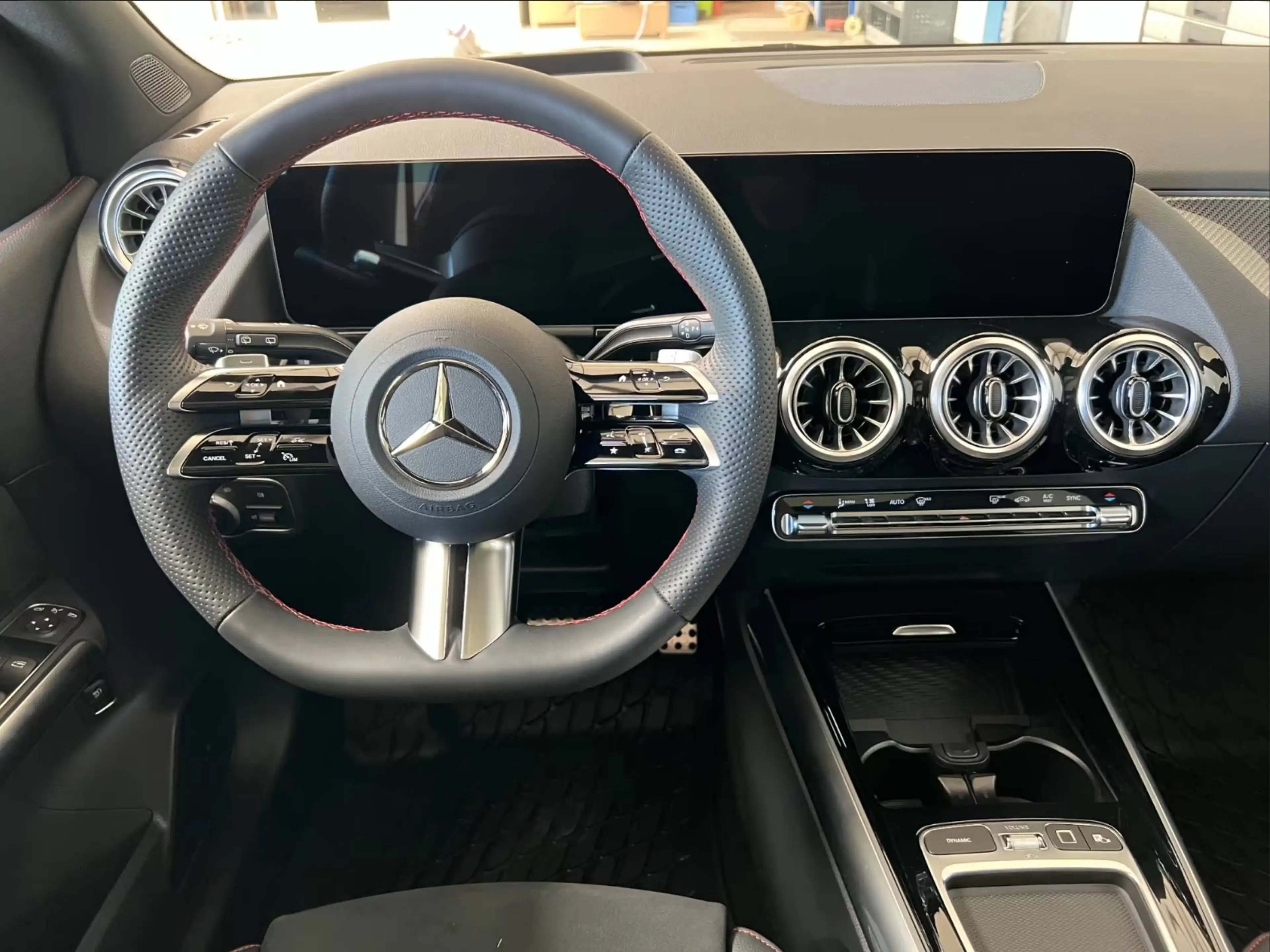 Mercedes-Benz B 220 B 220 d (247.014) — photo 13