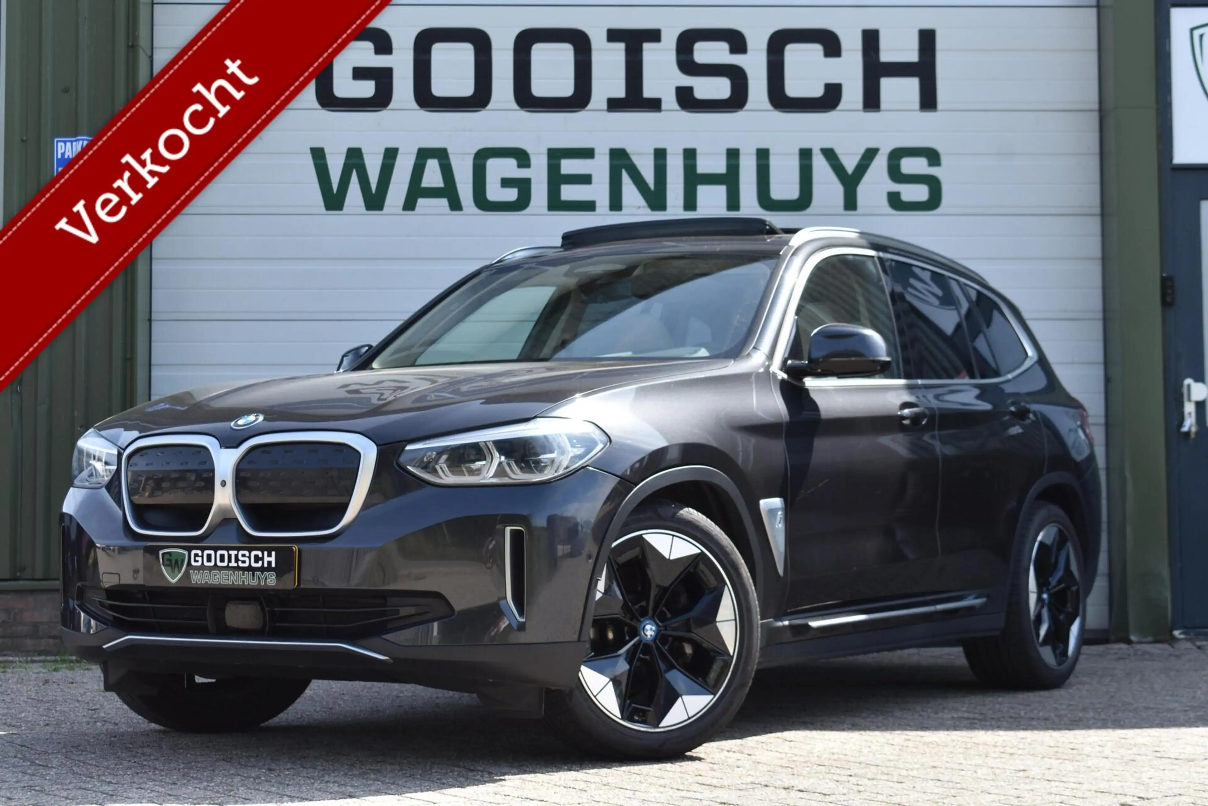 BMW iX3 High Executive 80 kWh | Pano | Leder | Stoelverwar