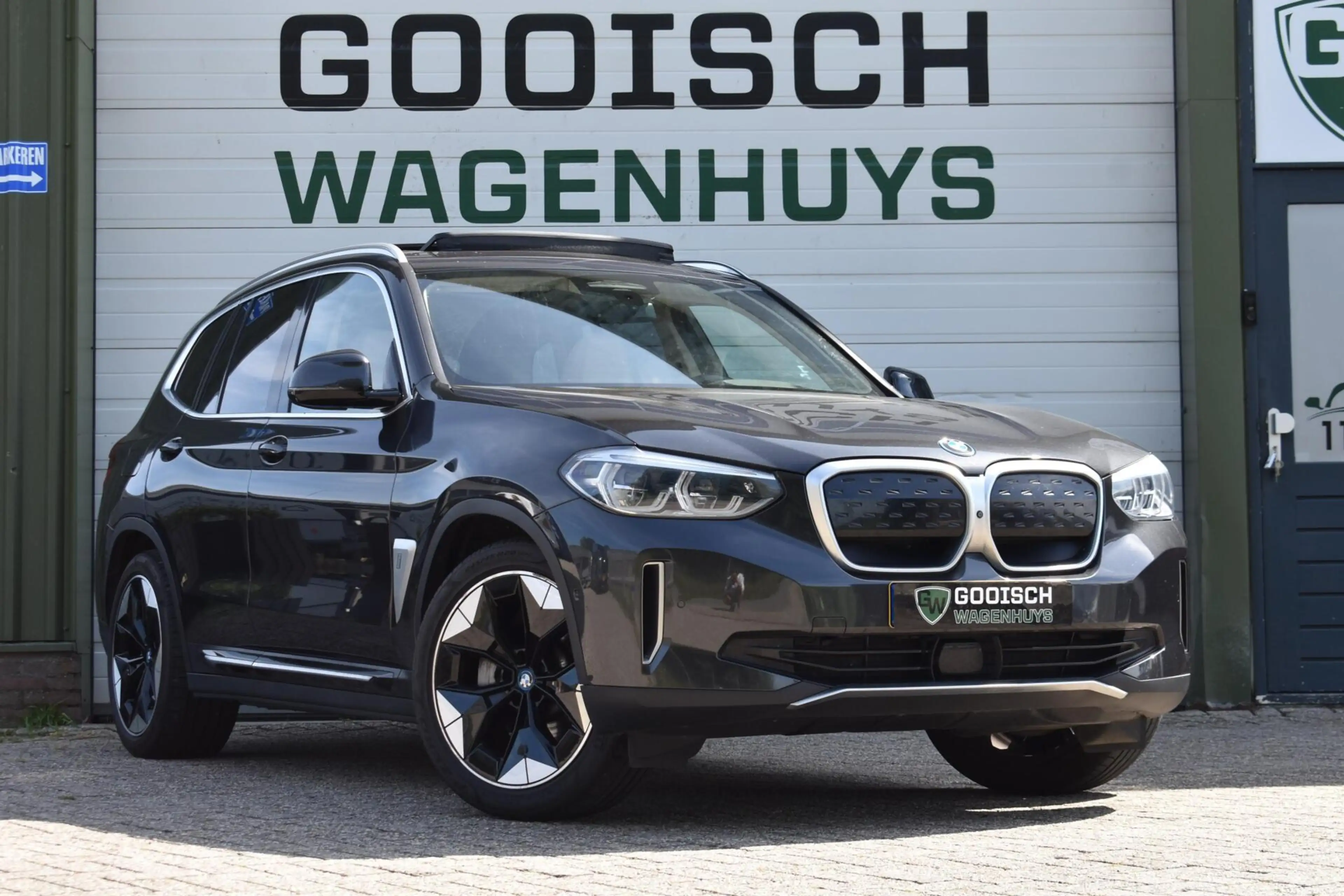 BMW iX3 High Executive 80 kWh | Pano | Leder | Stoelverwar — photo 2