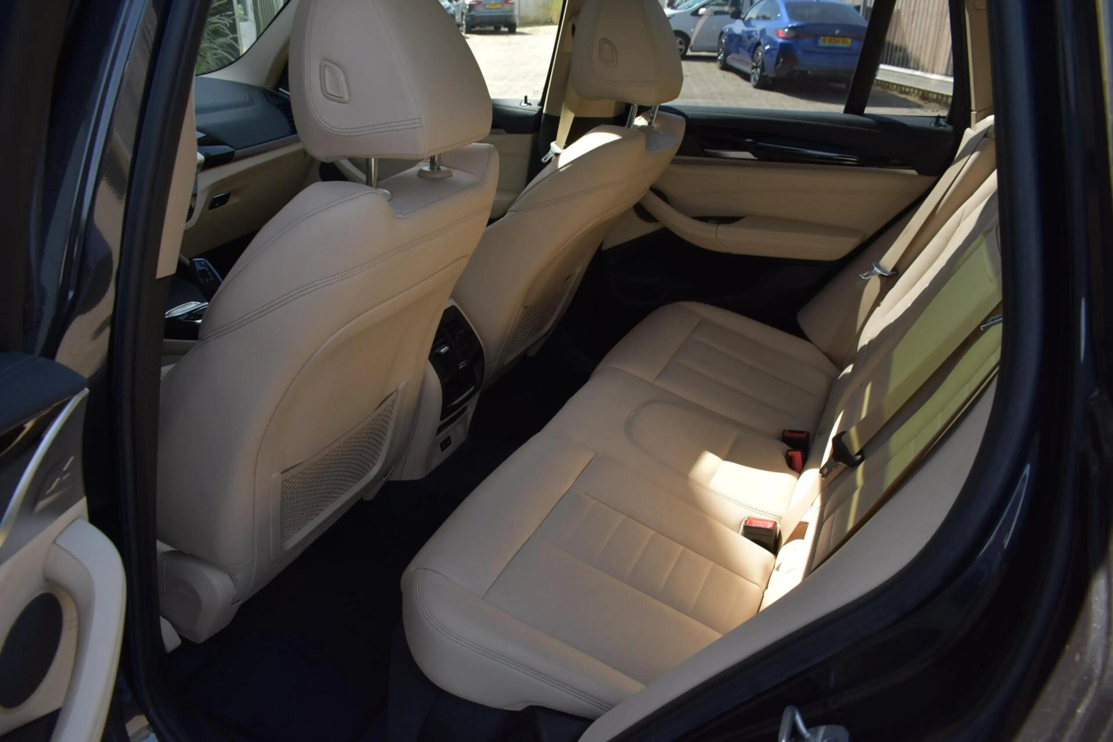BMW iX3 High Executive 80 kWh | Pano | Leder | Stoelverwar — photo 14