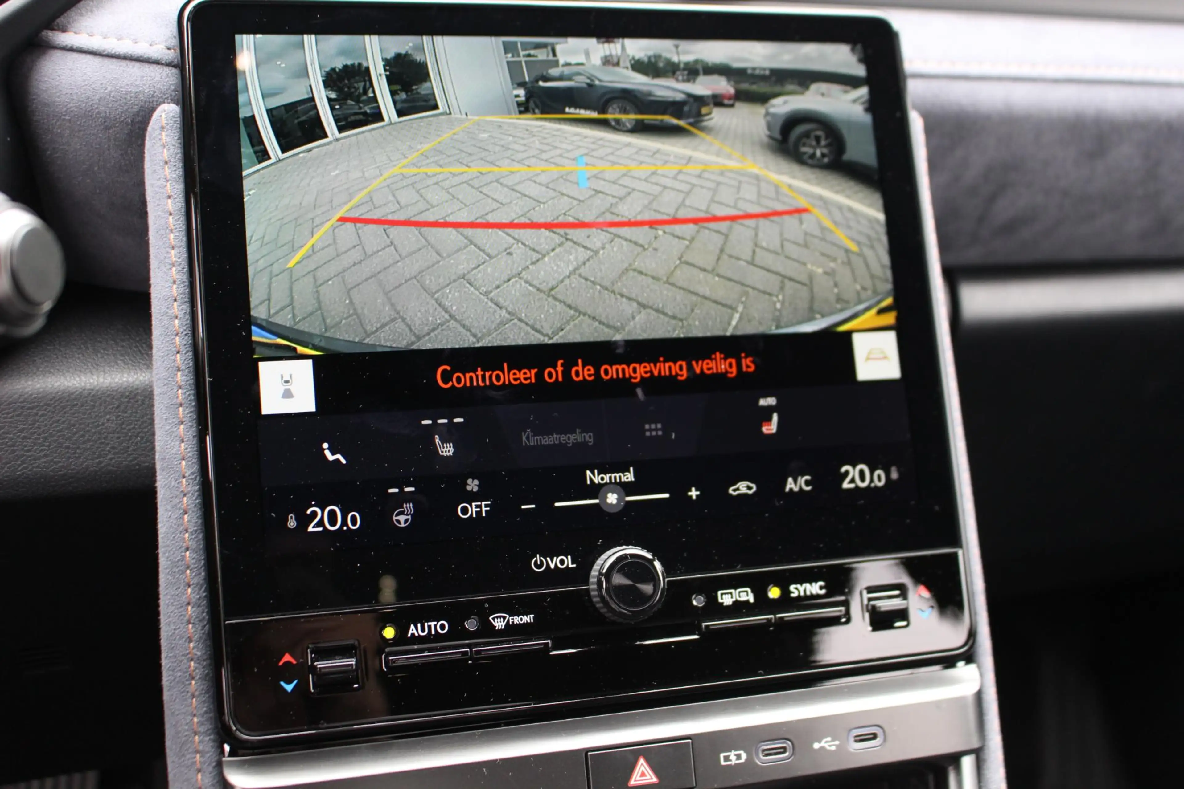 Lexus LBX Cool 2WD STOELVERWARMING STUURVERW BLIND-SPOT ELEK — photo 23