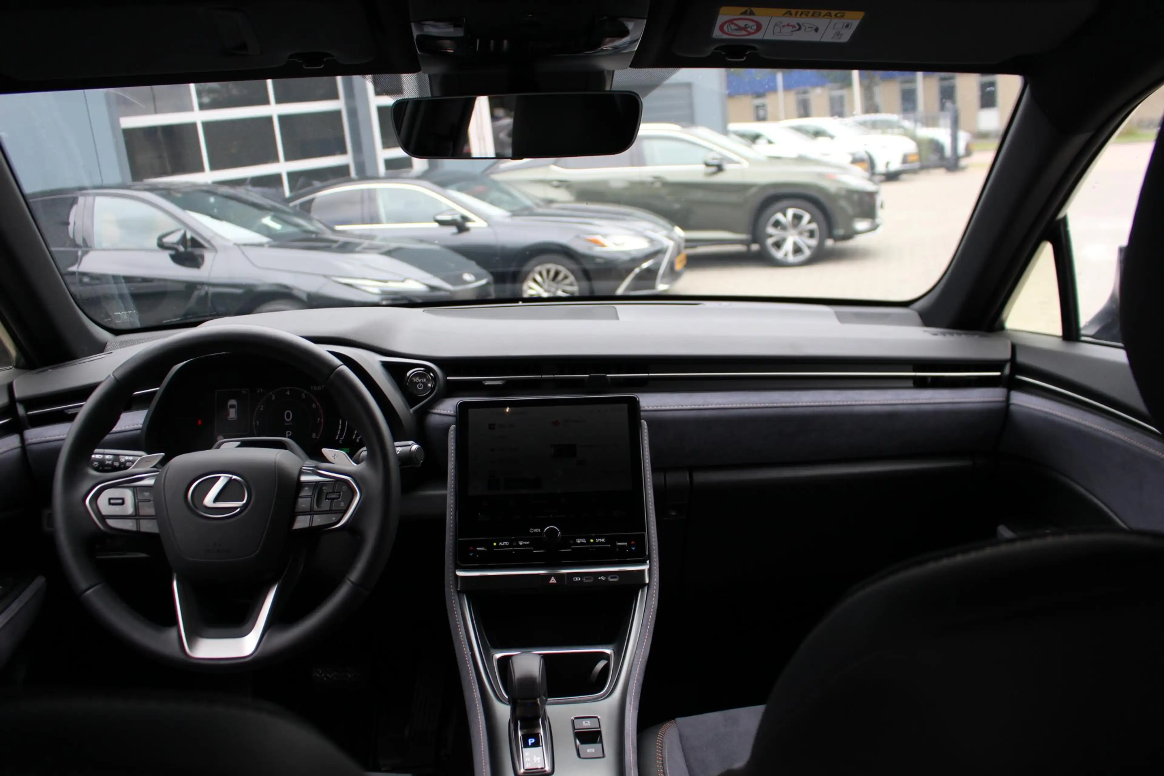 Lexus LBX Cool 2WD STOELVERWARMING STUURVERW BLIND-SPOT ELEK — photo 26