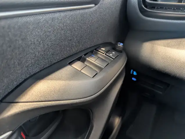 Toyota Yaris view 13