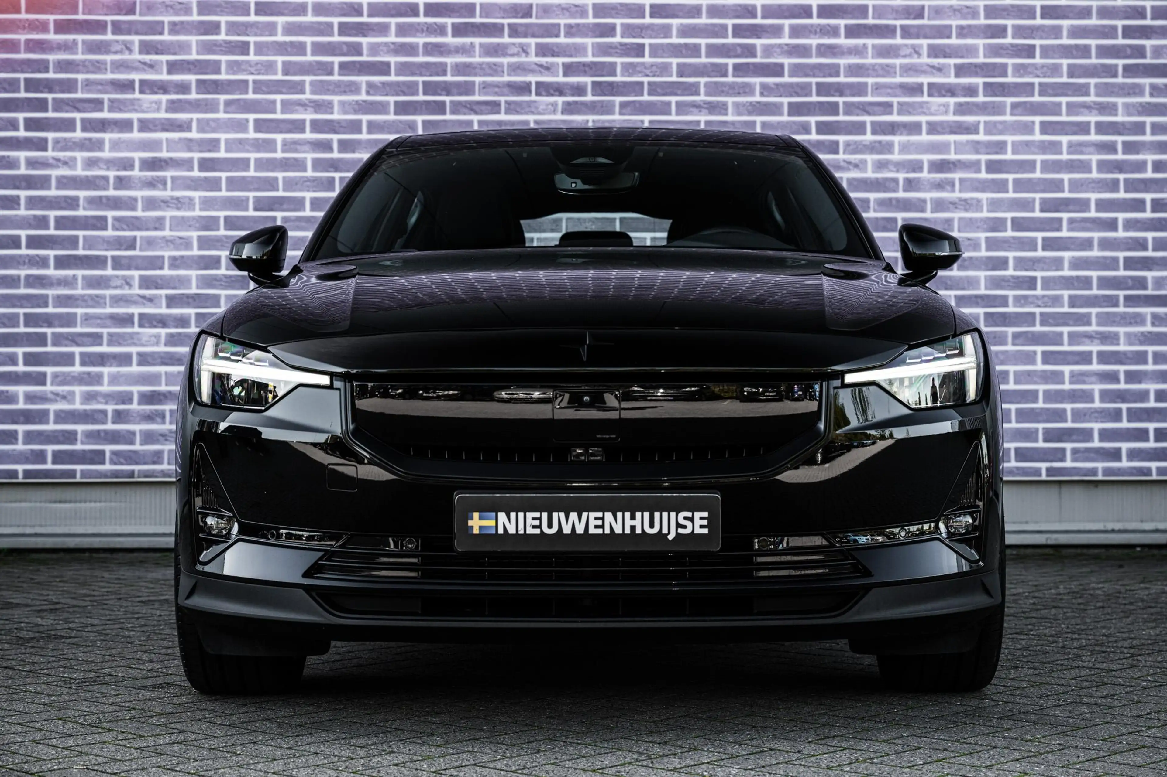 Polestar 2 Long Range Single Motor Plus 82 kWh — photo 9