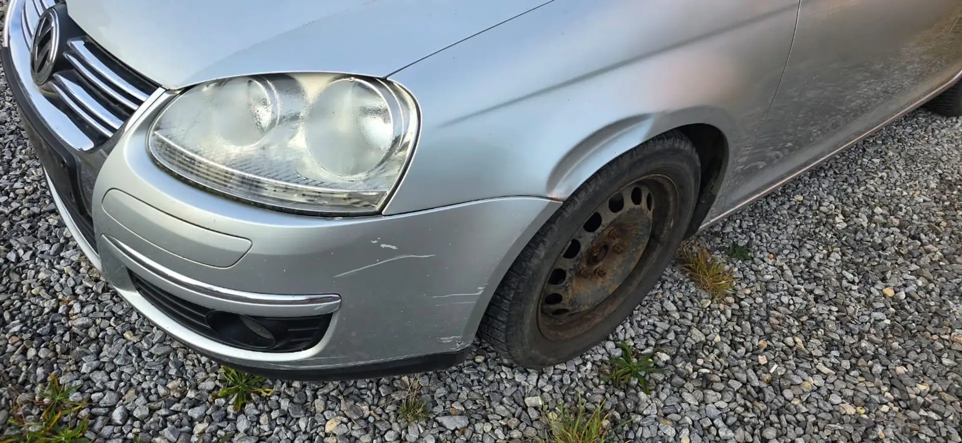 Volkswagen Jetta 2.0 TDi Comfortline - 1