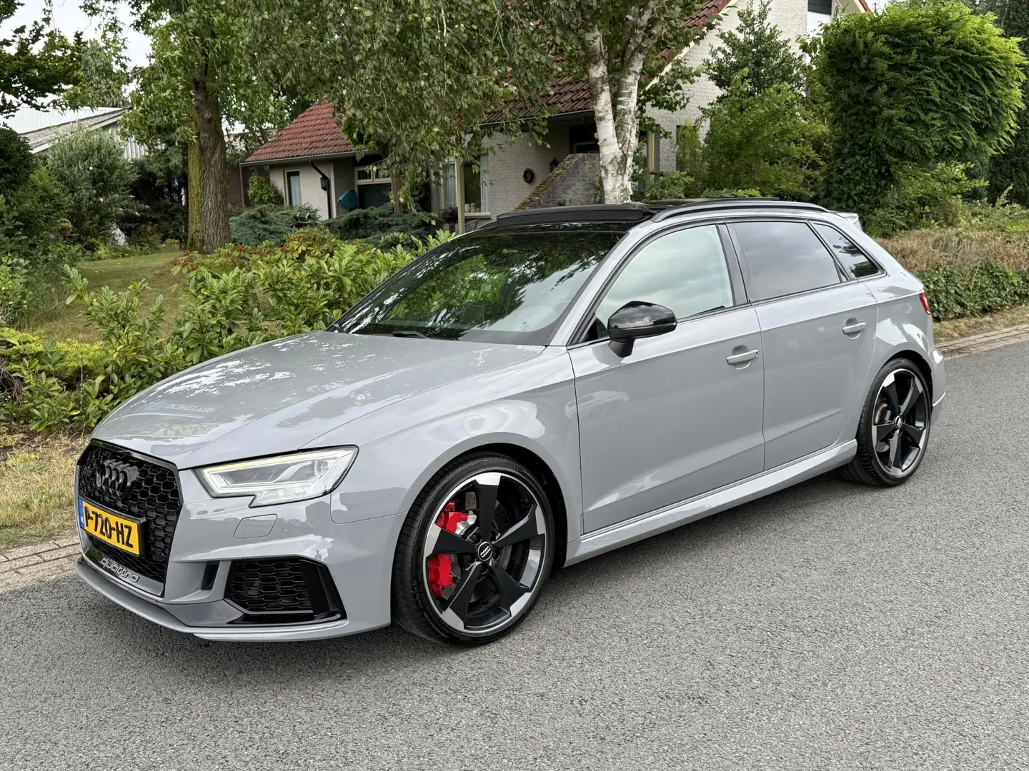 Audi RS3 A3 Sportback 2.5 TFSI quattro 400PK Pano•B&O Gris - 1